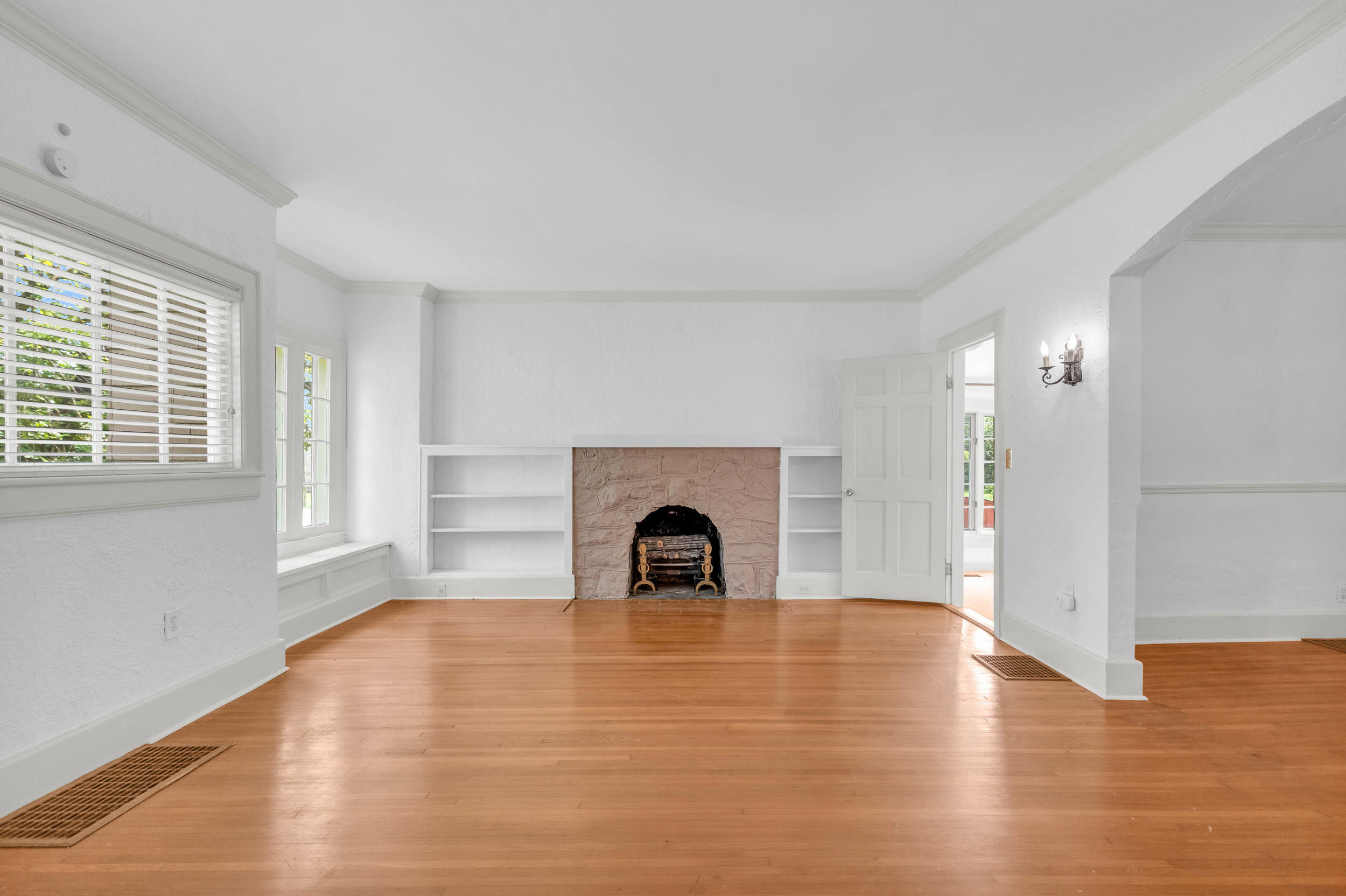 3440 Alta Vista Drive