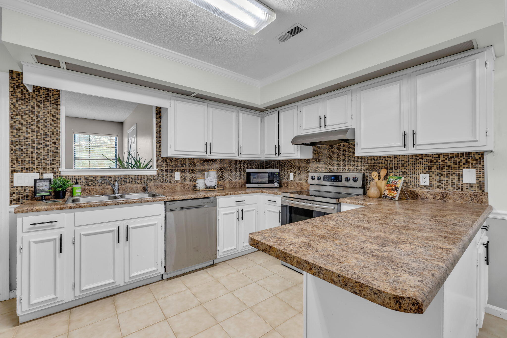 6773 Hickory Creek Road