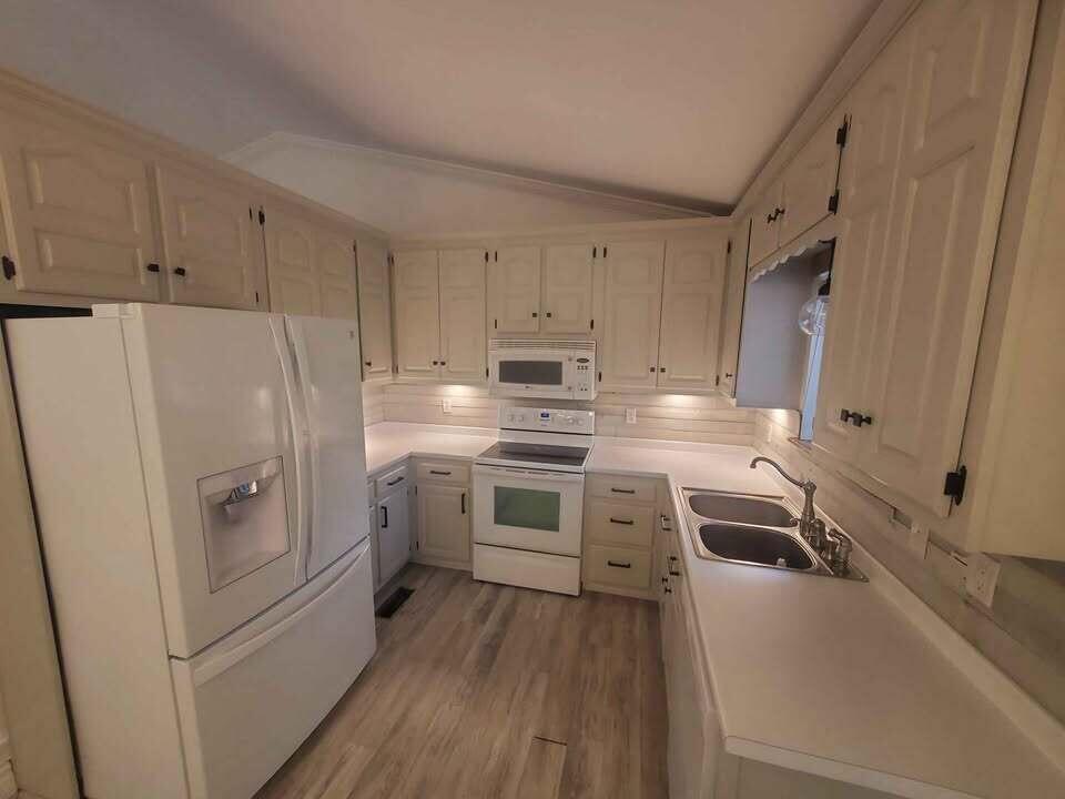 9133 Hunters Bend Circle