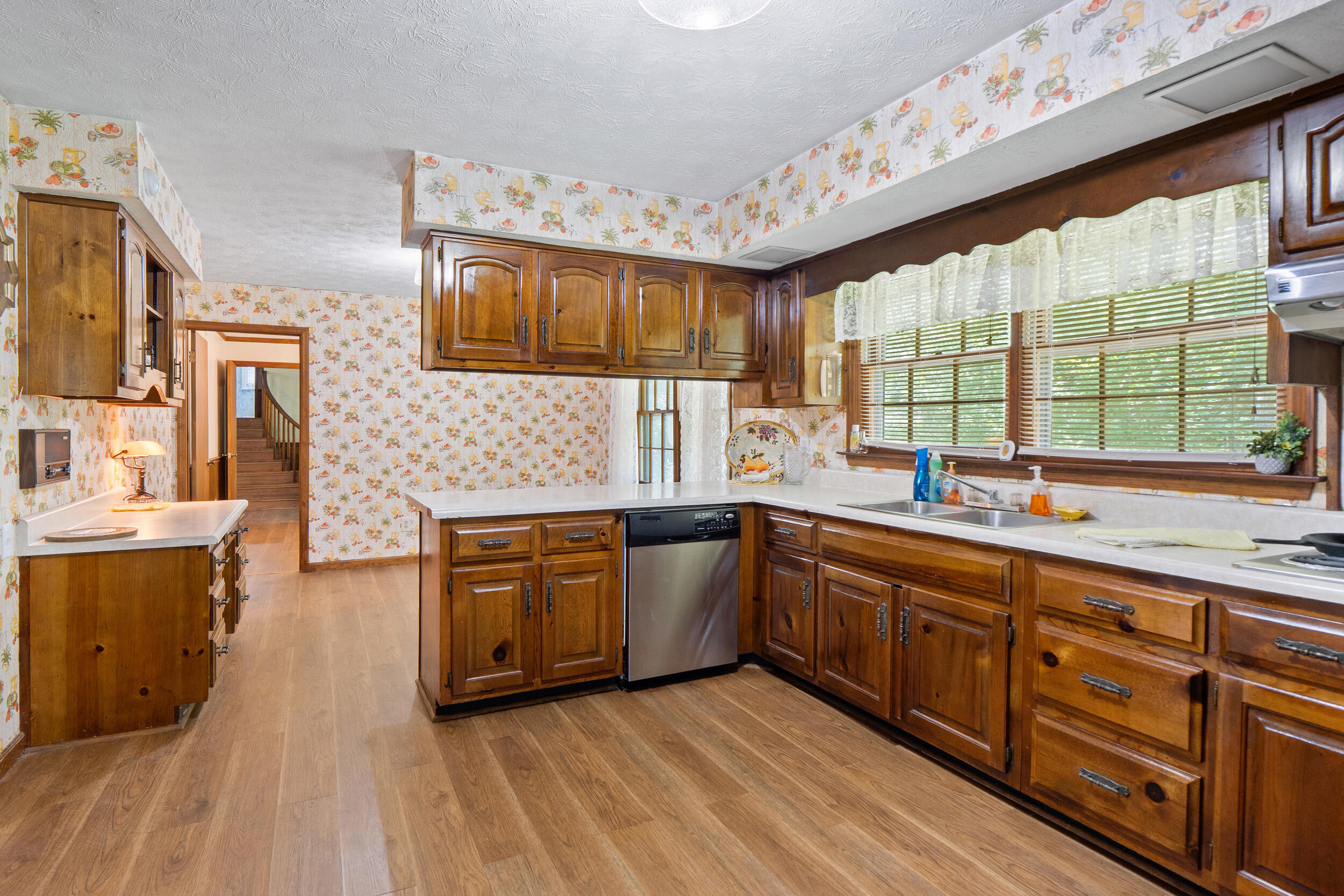 1781 Halls Valley Road