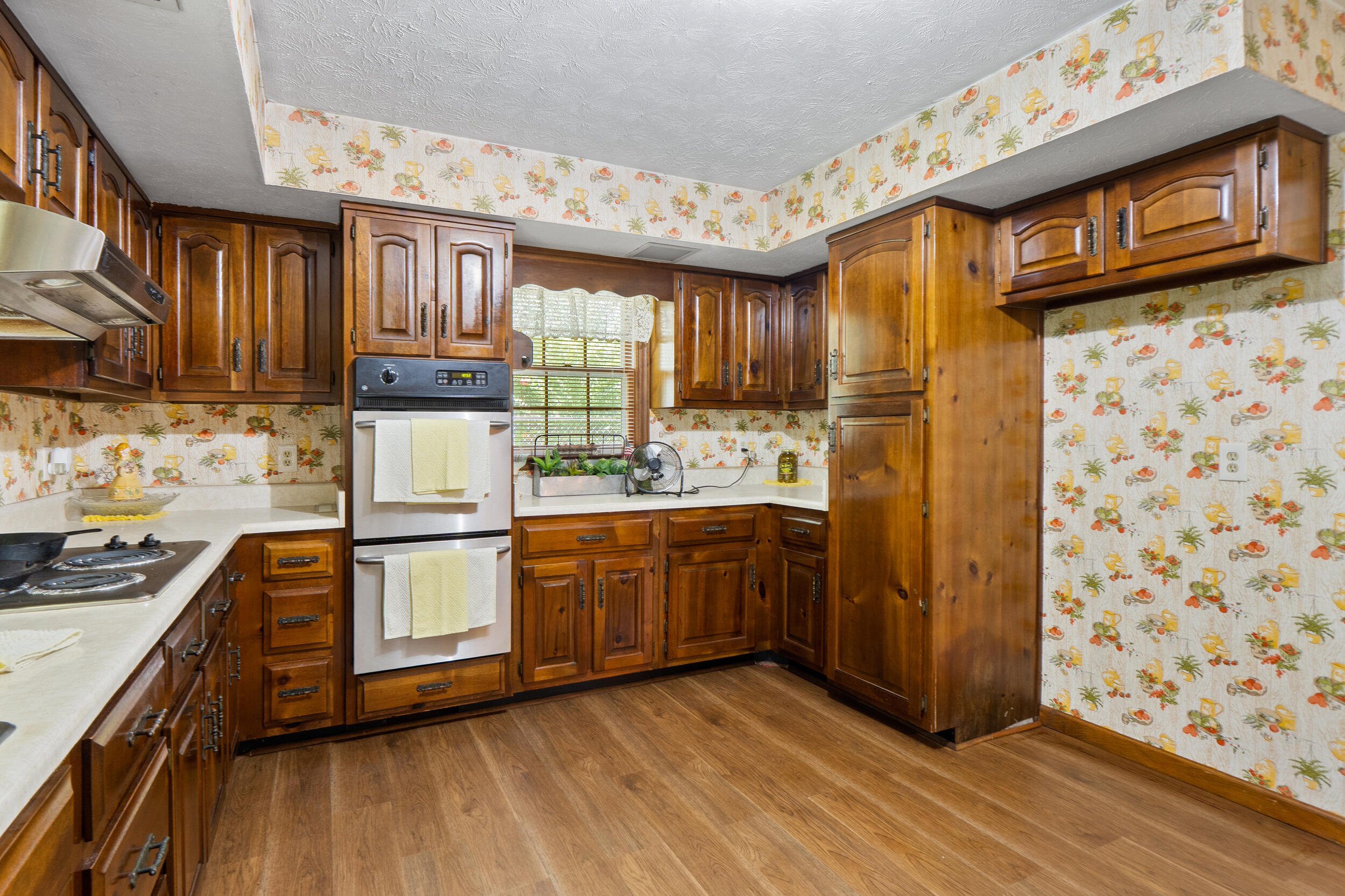 1781 Halls Valley Road