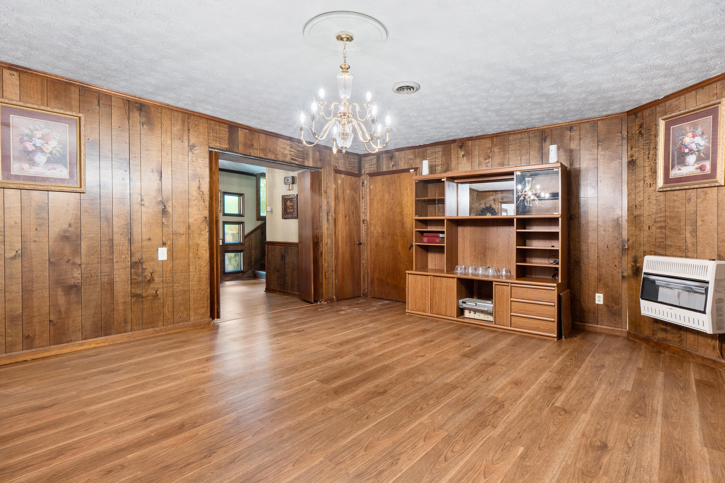 1781 Halls Valley Road