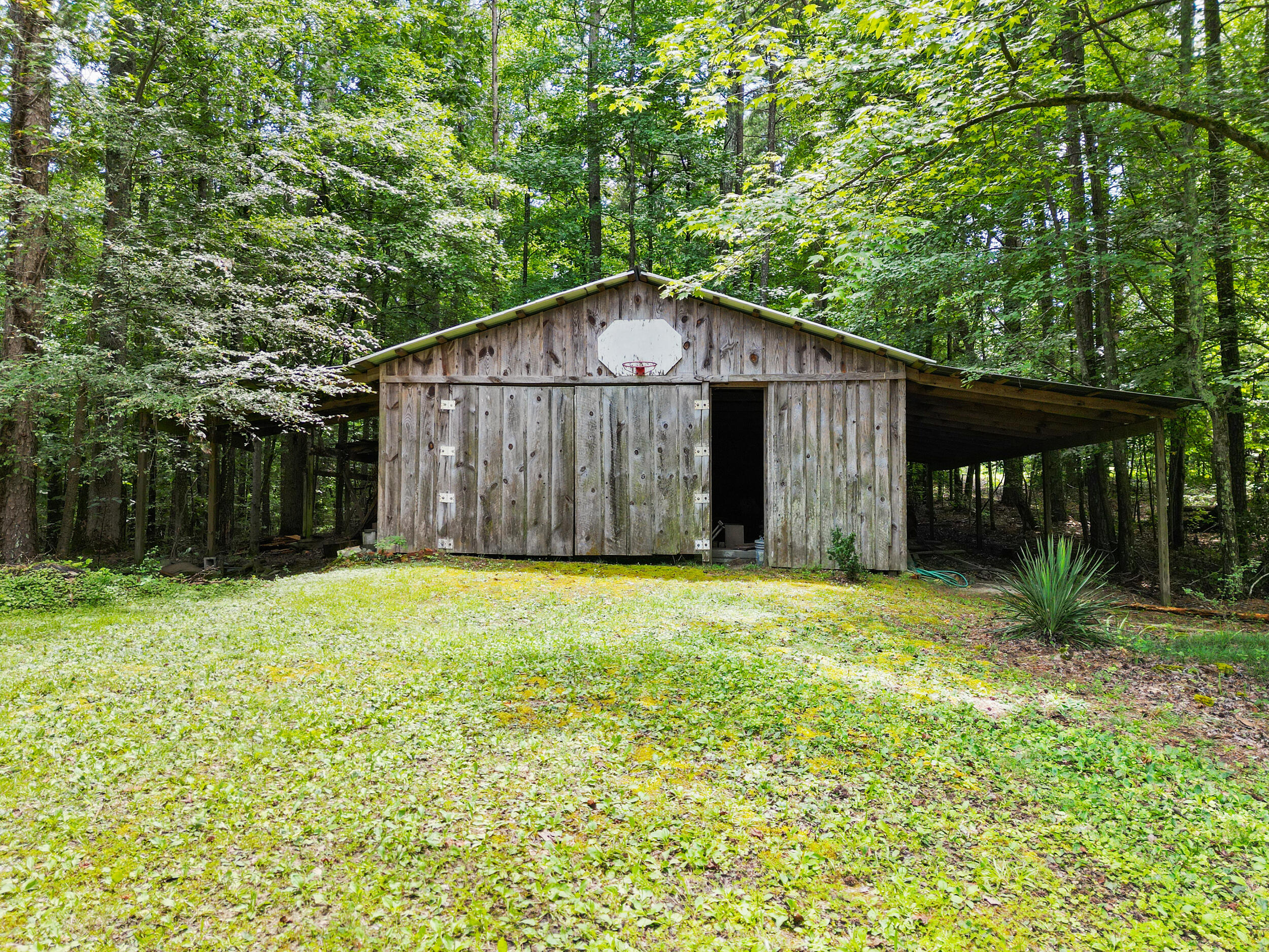 1781 Halls Valley Road