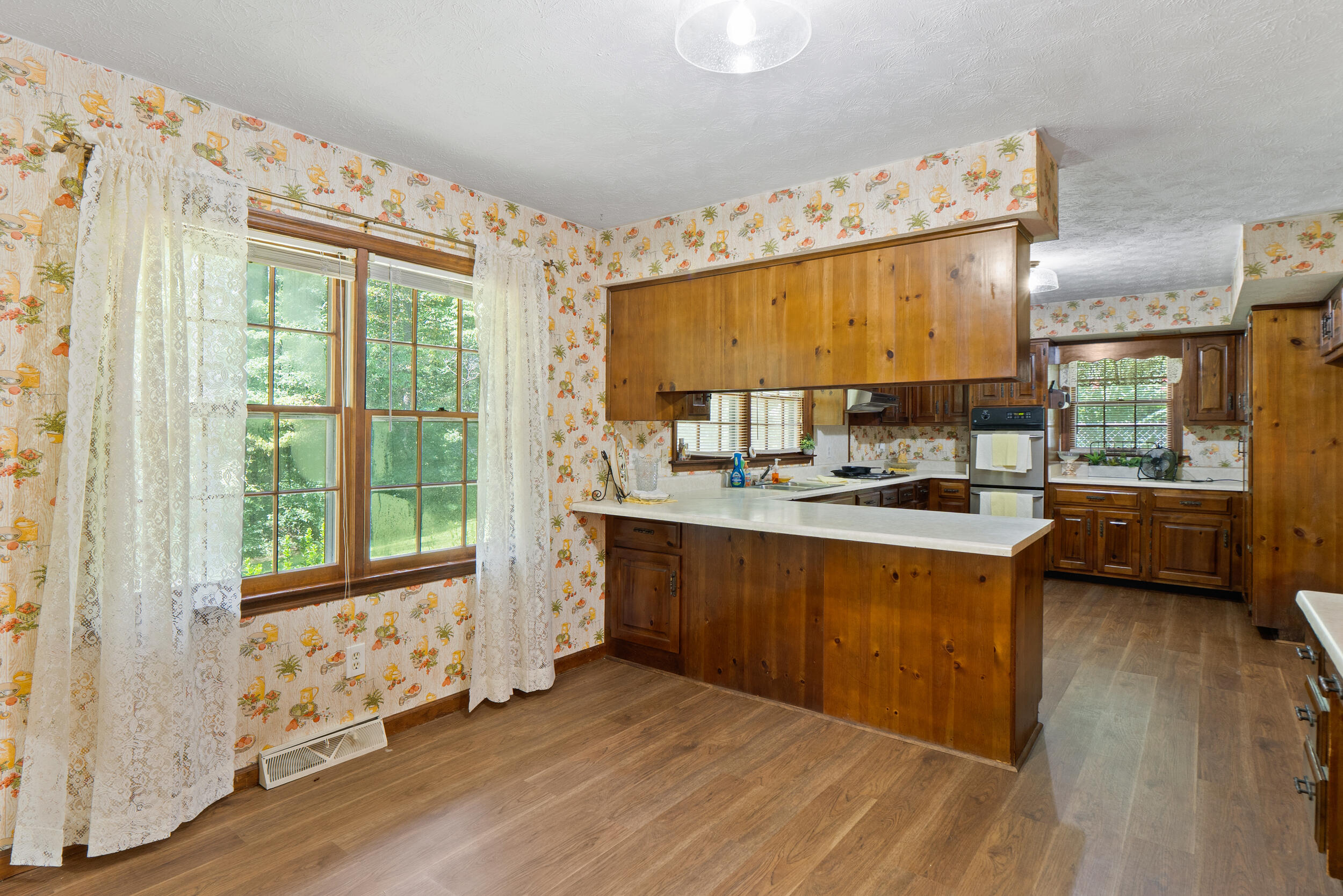 1781 Halls Valley Road