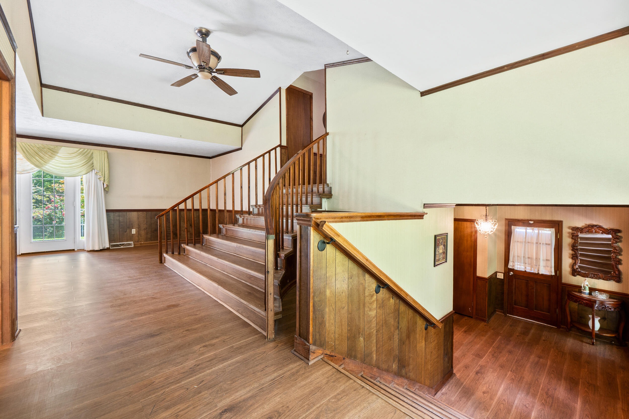 1781 Halls Valley Road