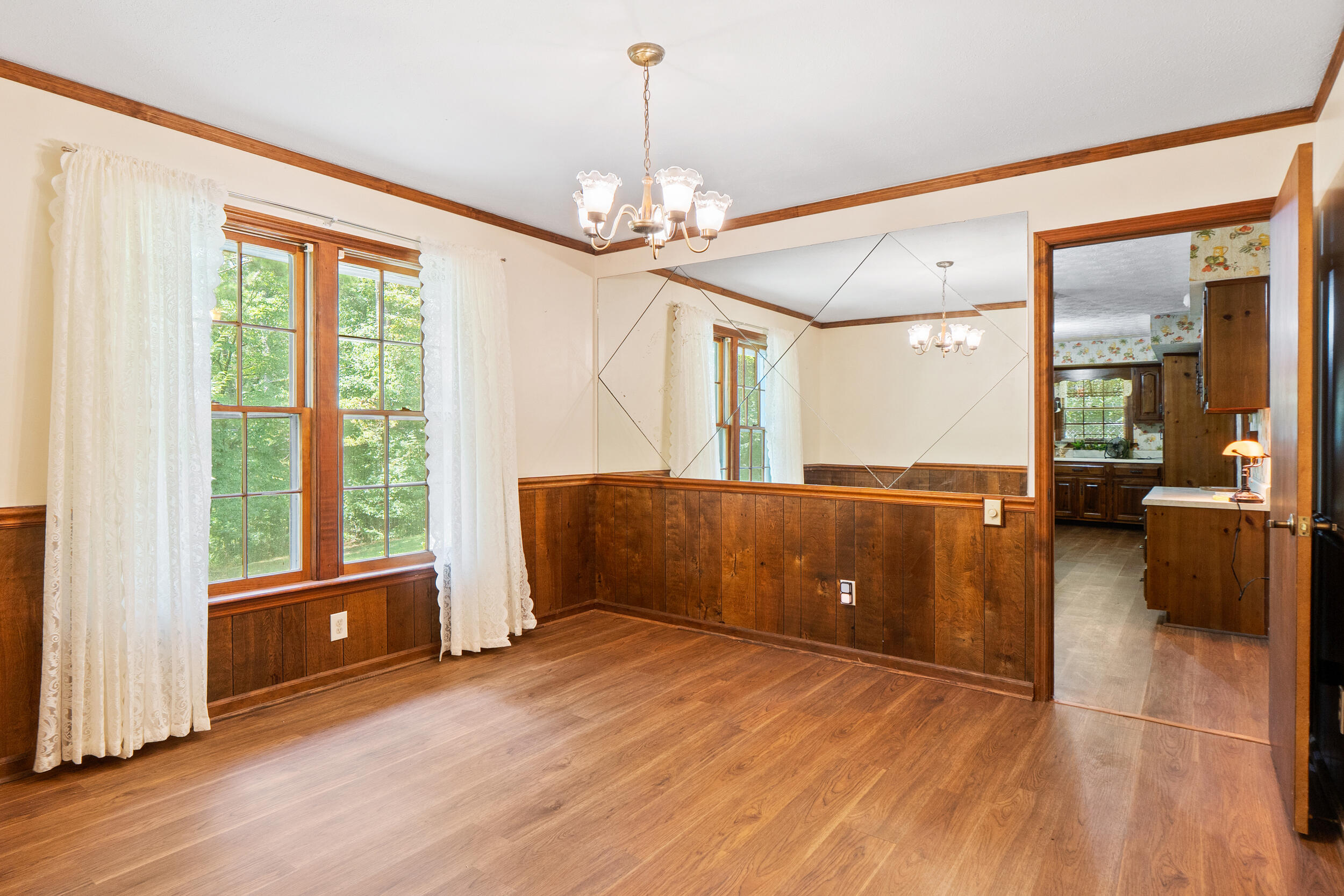 1781 Halls Valley Road