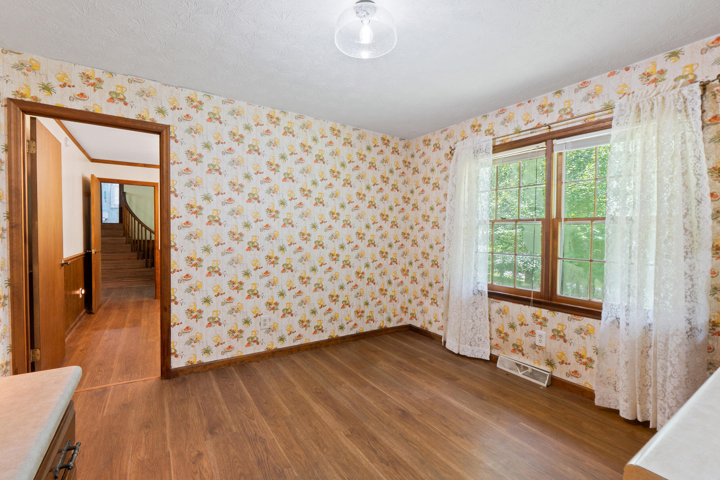 1781 Halls Valley Road