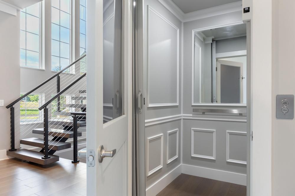 290 Edgewater Way