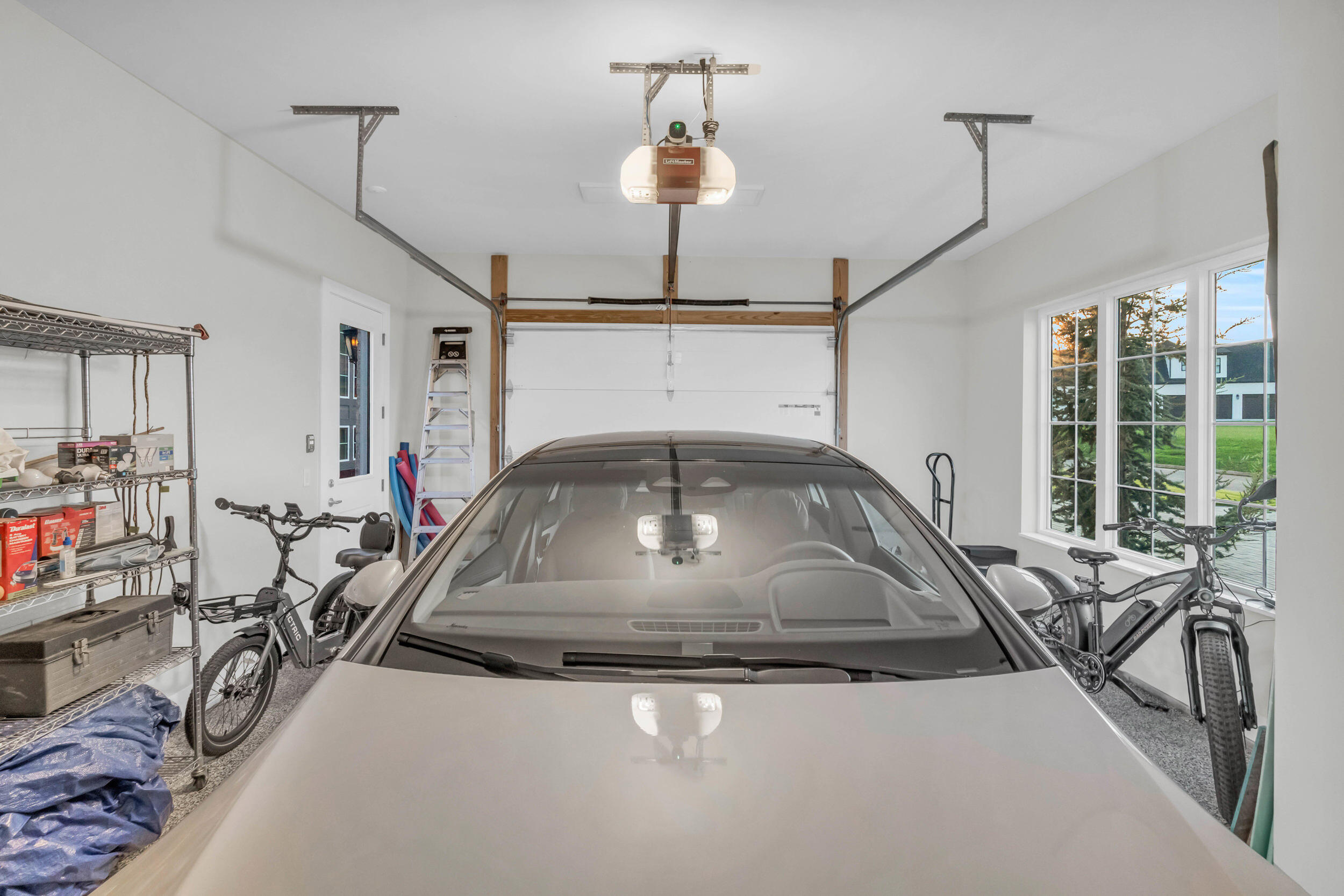 290 Edgewater Way