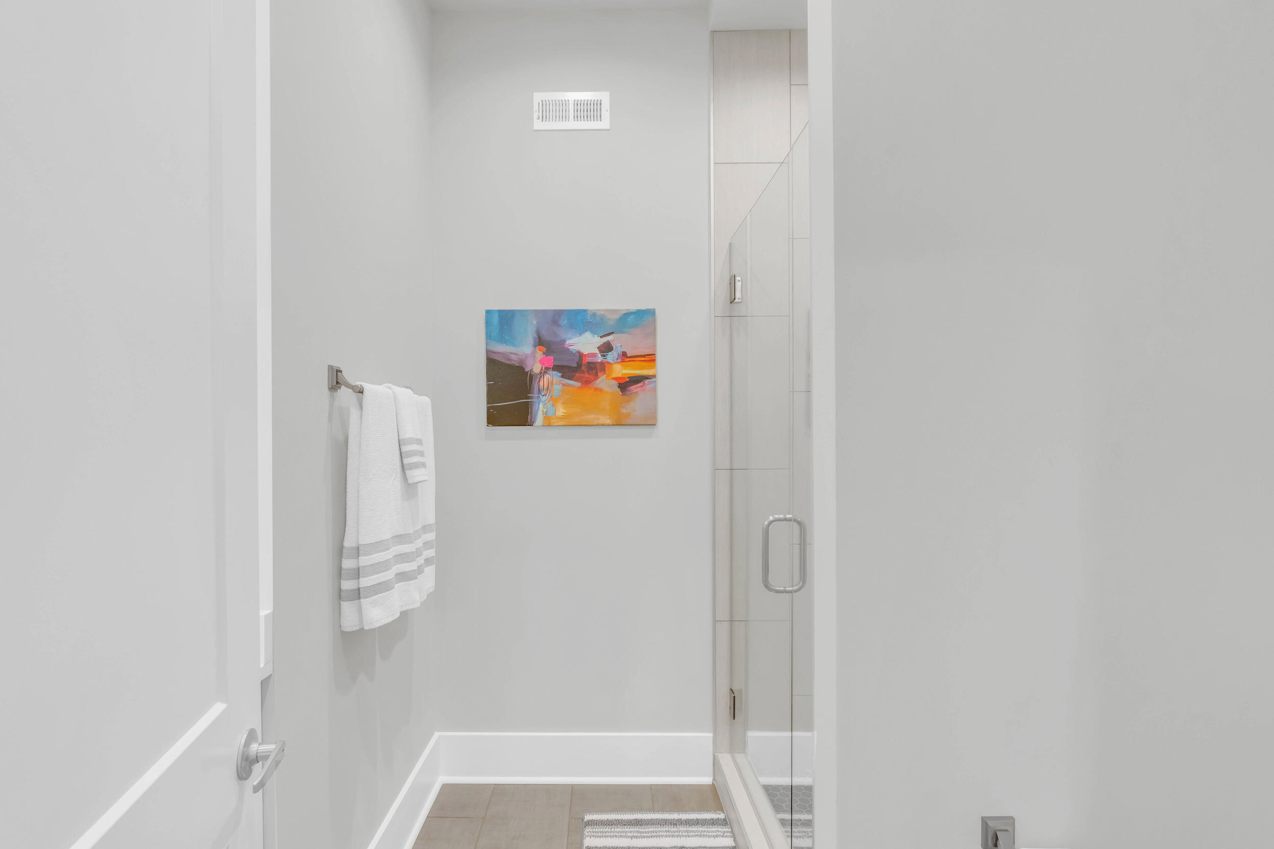 290 Edgewater Way