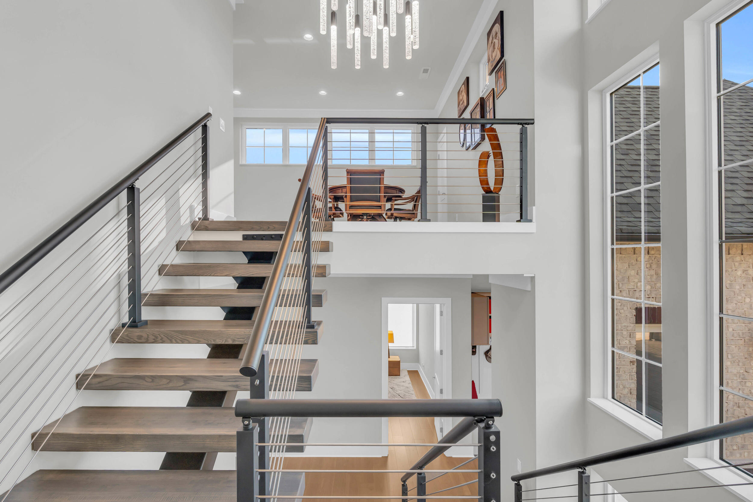 290 Edgewater Way