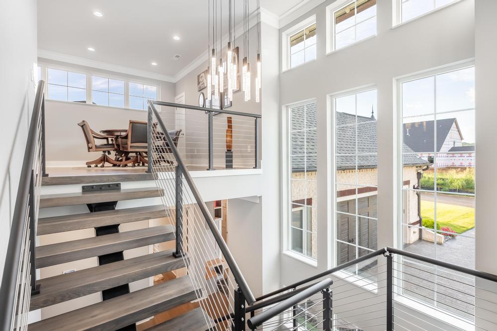290 Edgewater Way