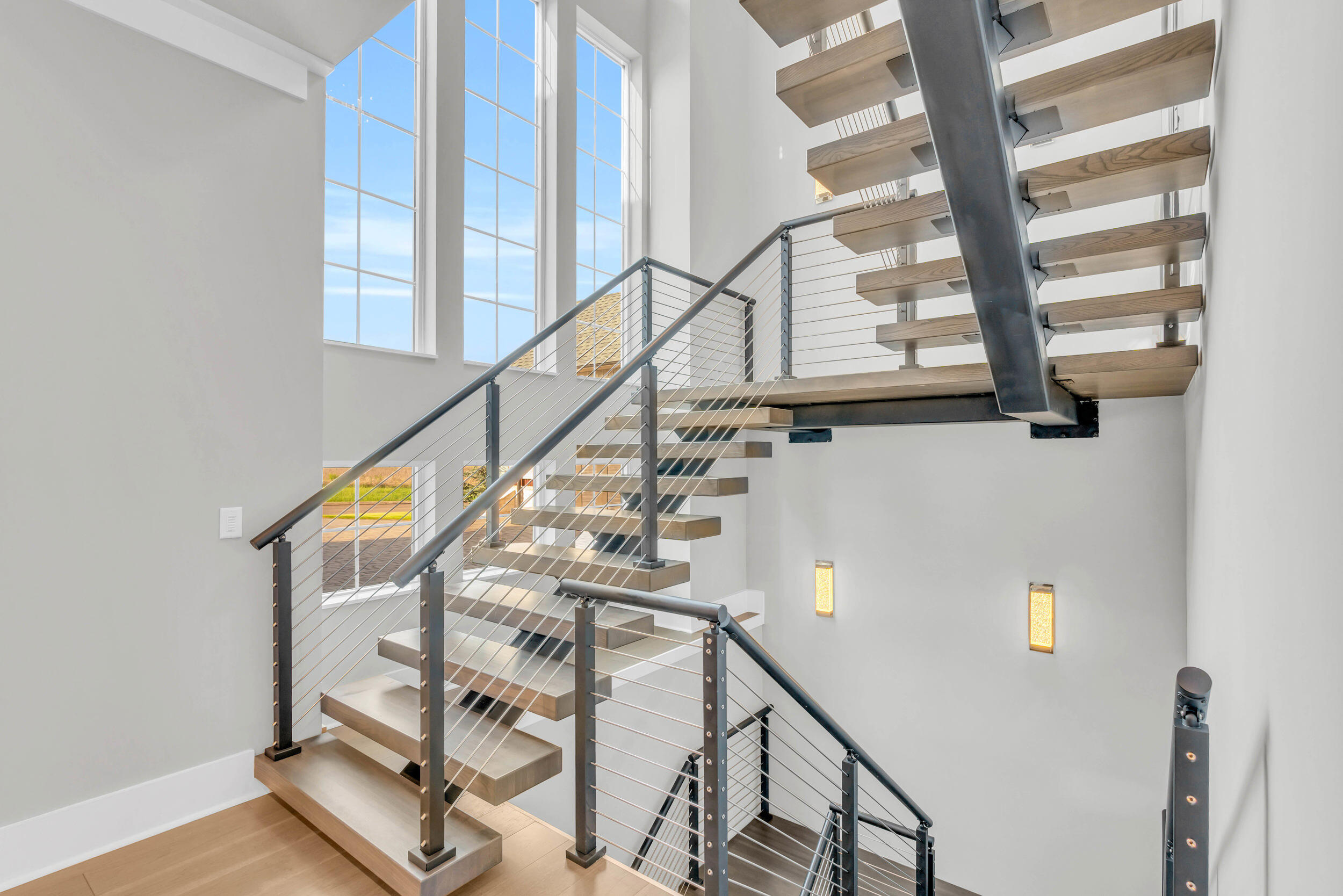290 Edgewater Way