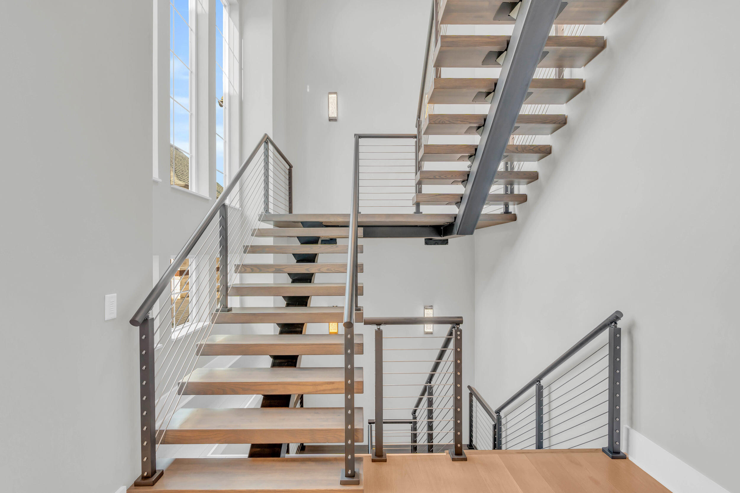 290 Edgewater Way