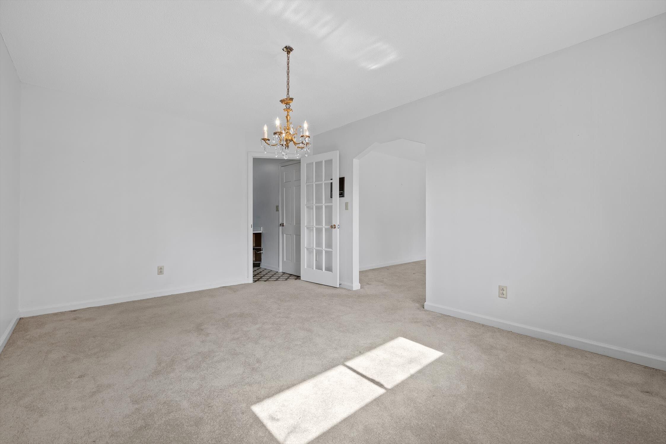 9405 Highway 58