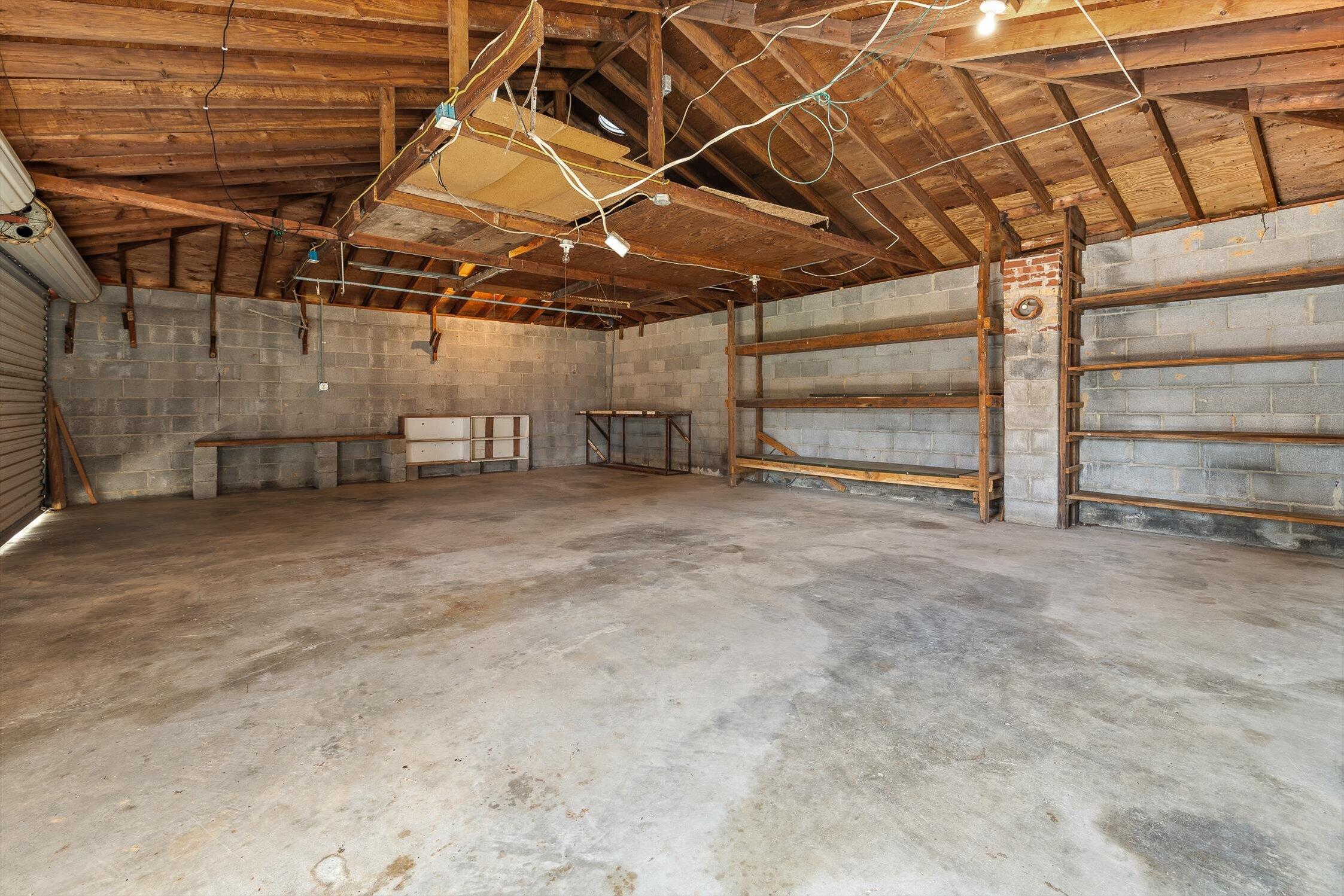 9405 Highway 58
