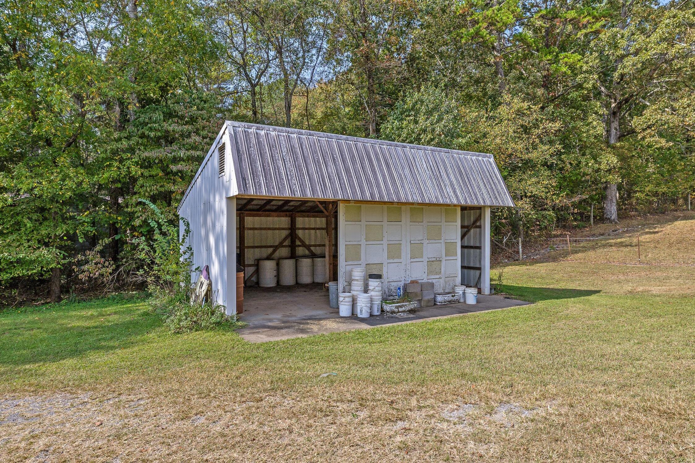 9405 Highway 58