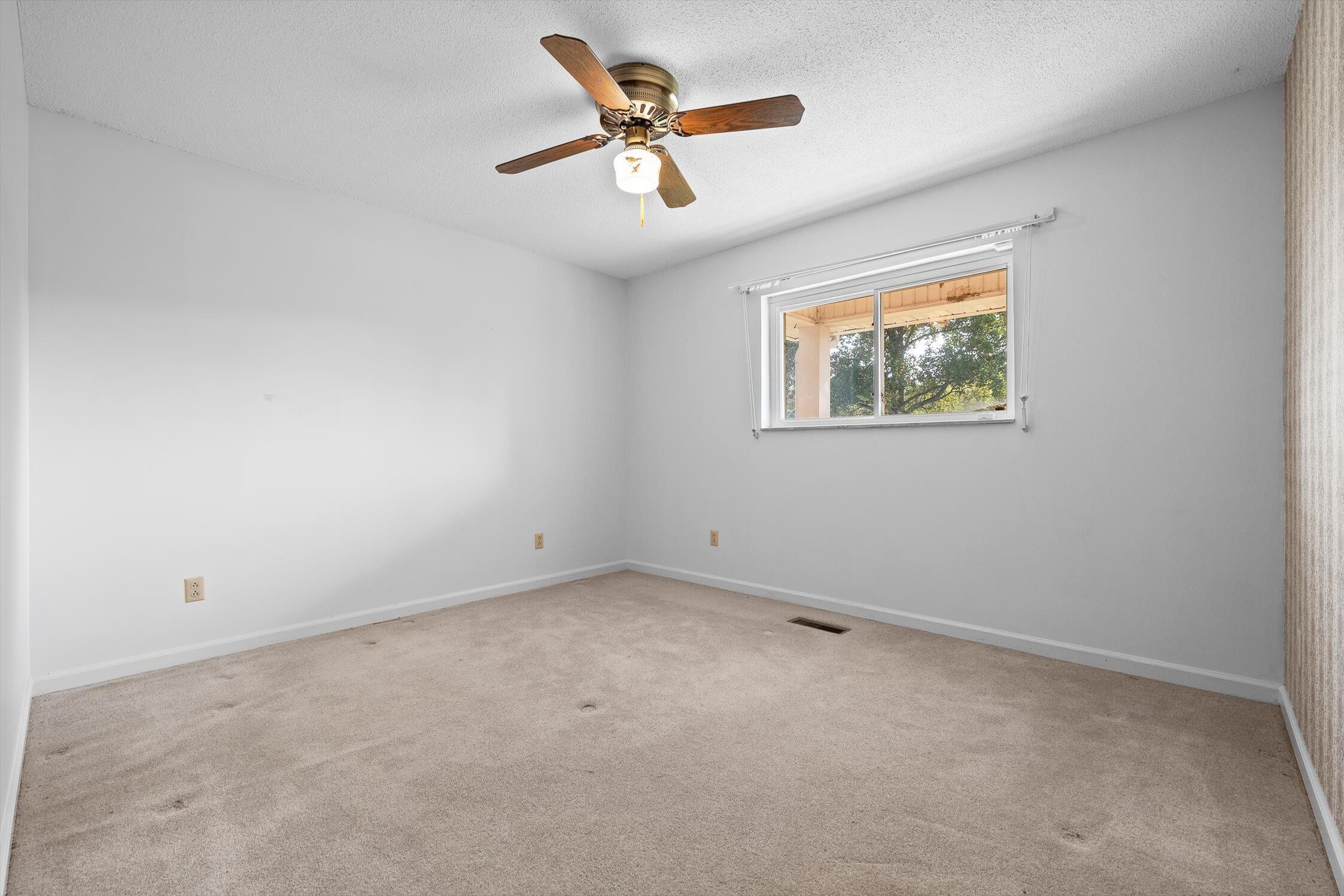 9405 Highway 58