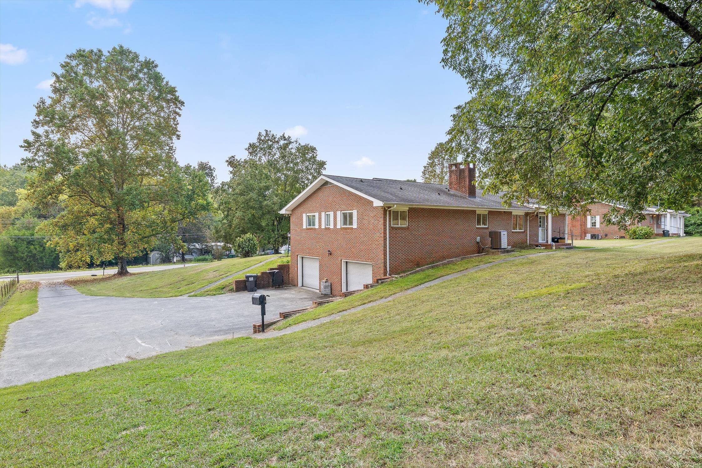 9405 Highway 58