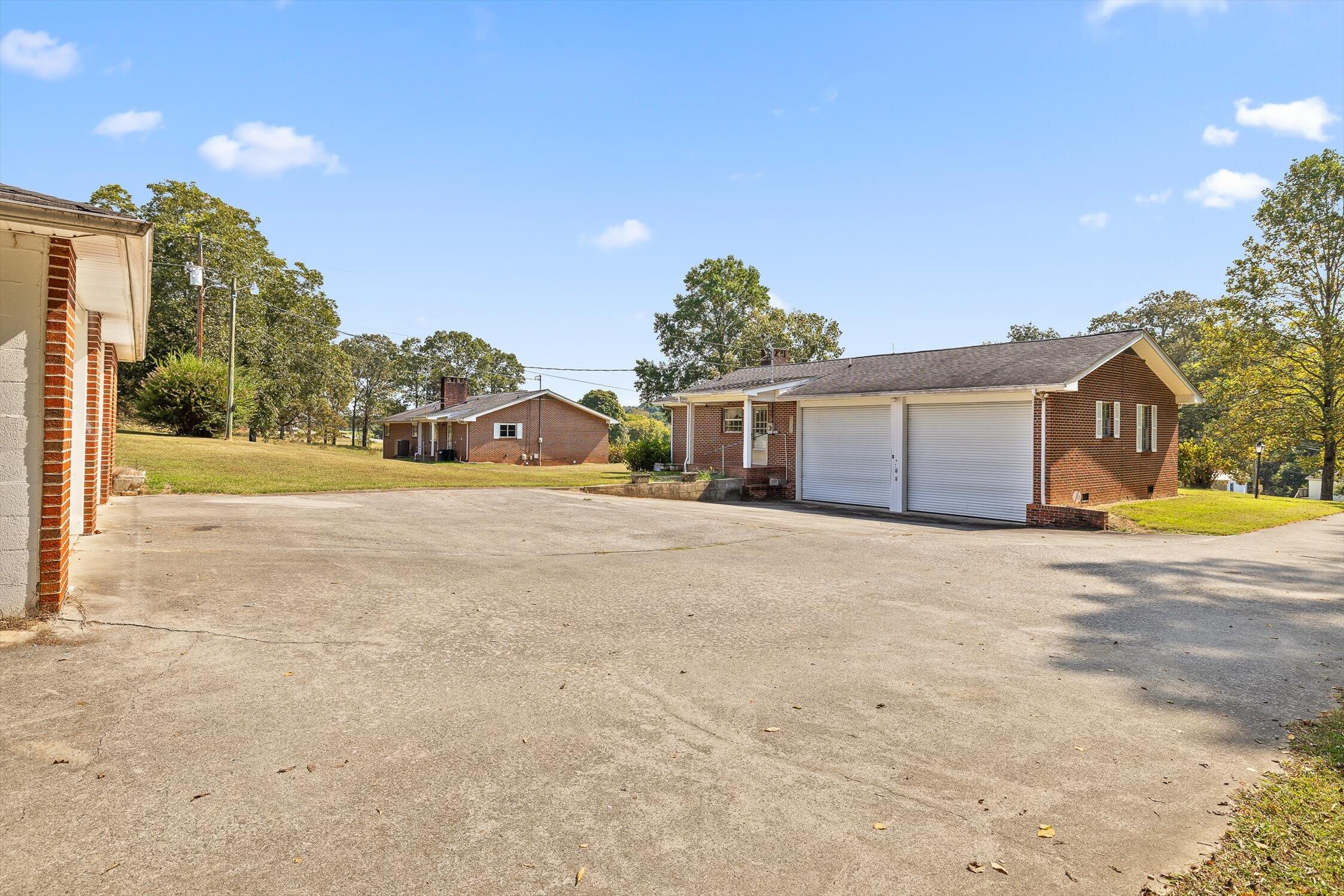 9405 Highway 58