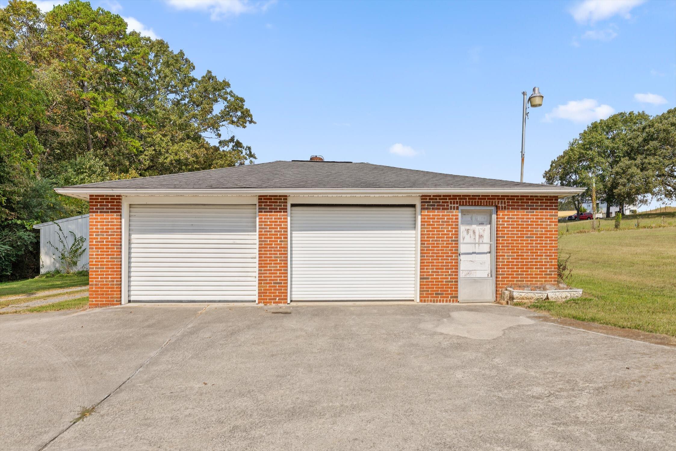 9405 Highway 58