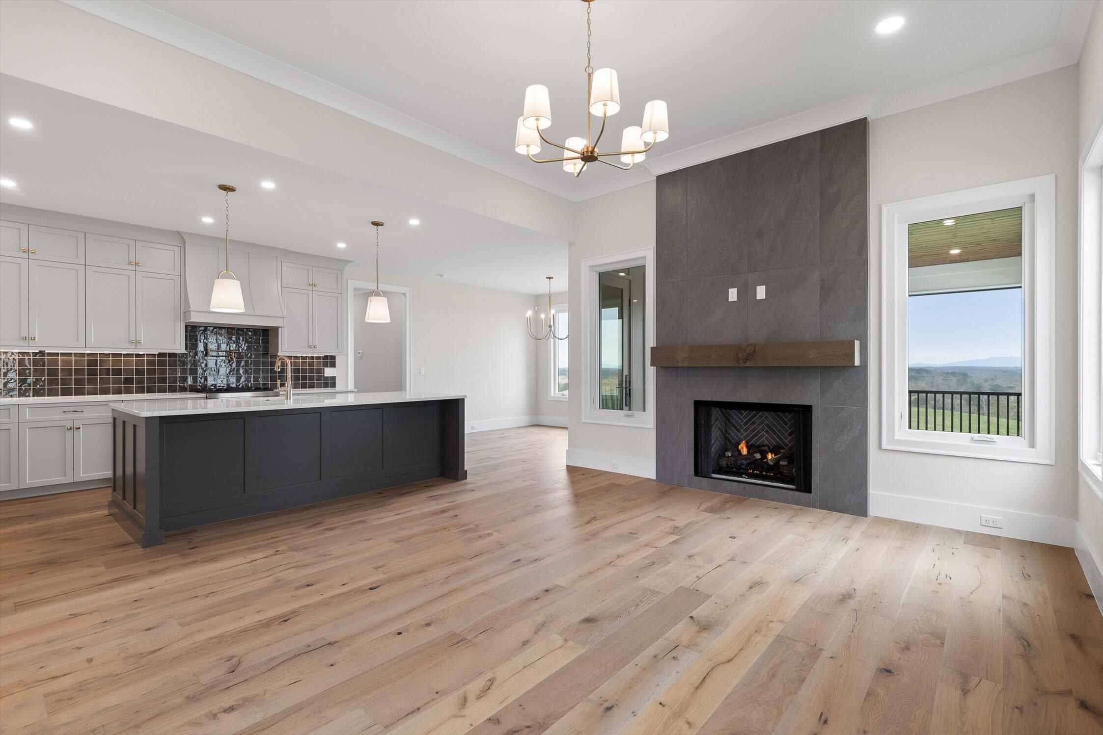 10946 London Tower Place, 64