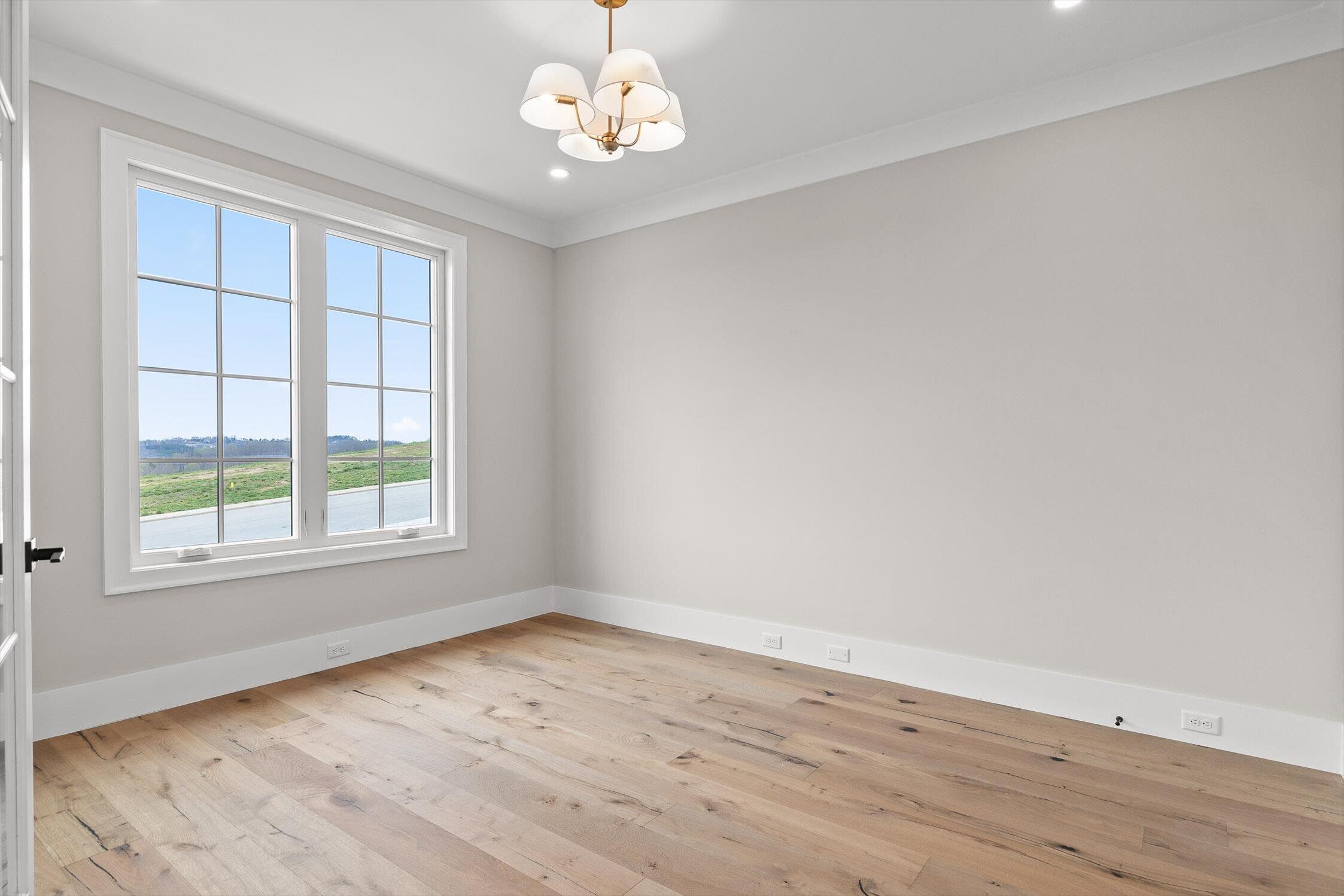 10946 London Tower Place, 64