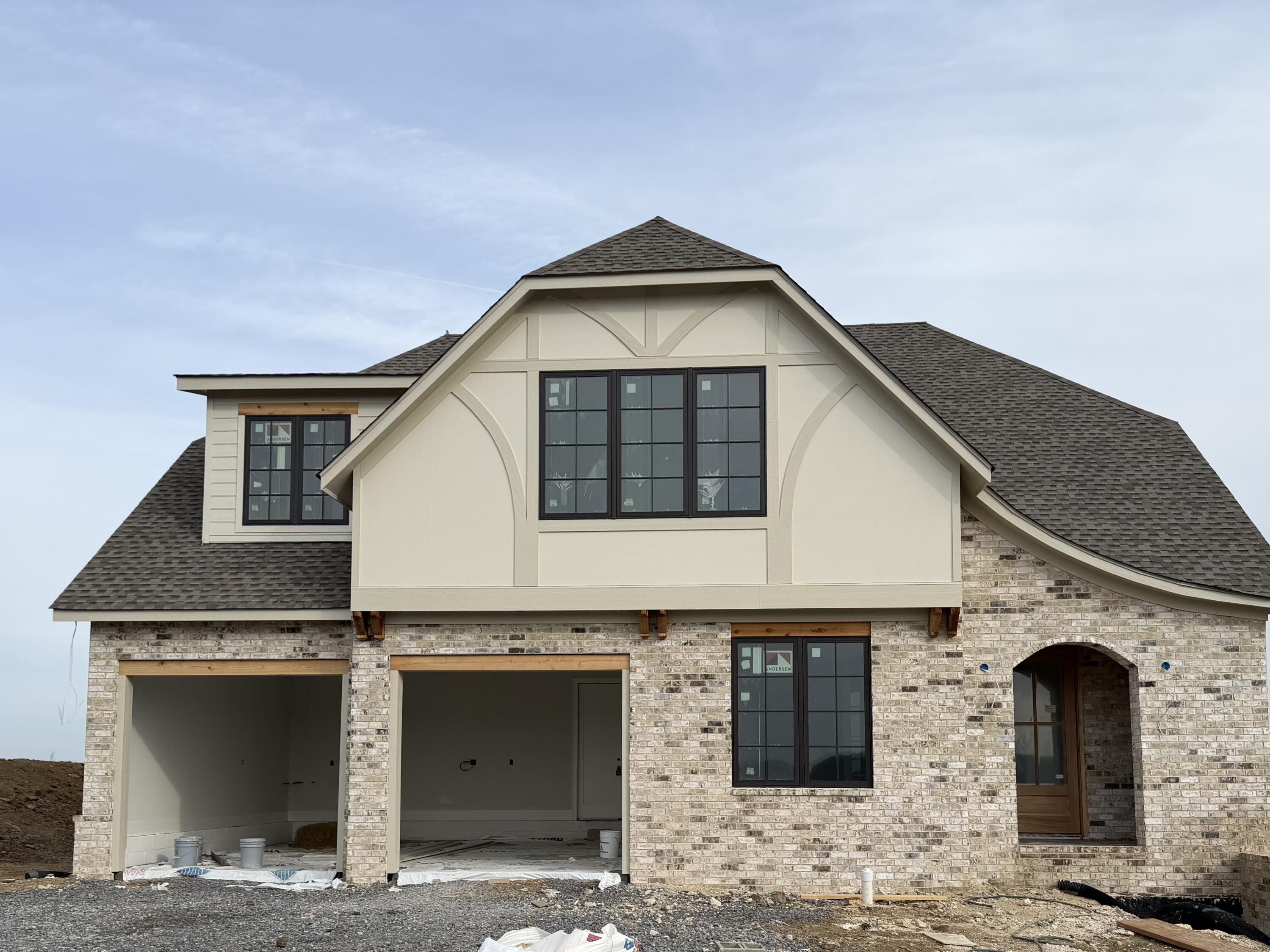 10946 London Tower Place, 64