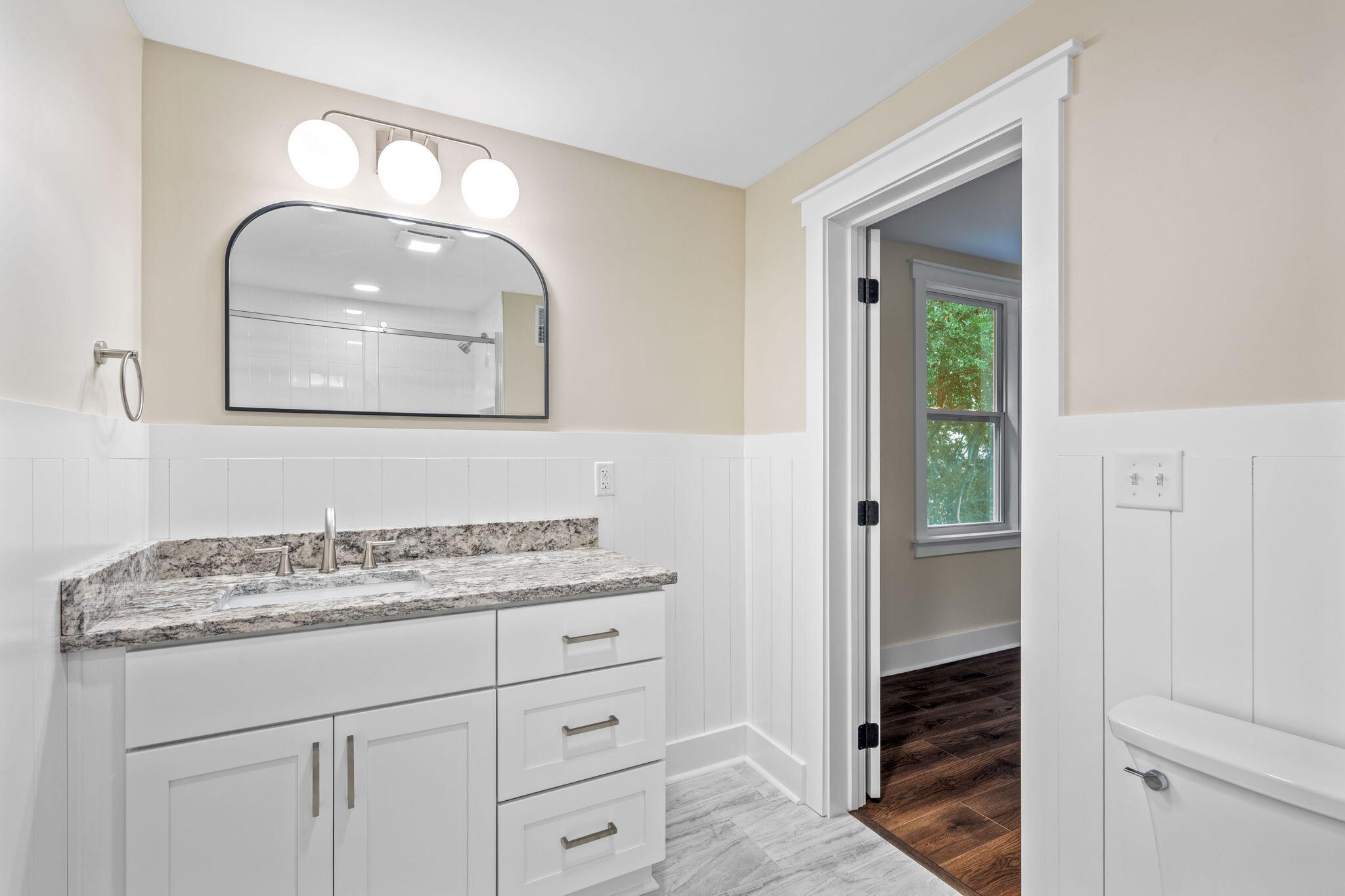 11251 Hallett Street