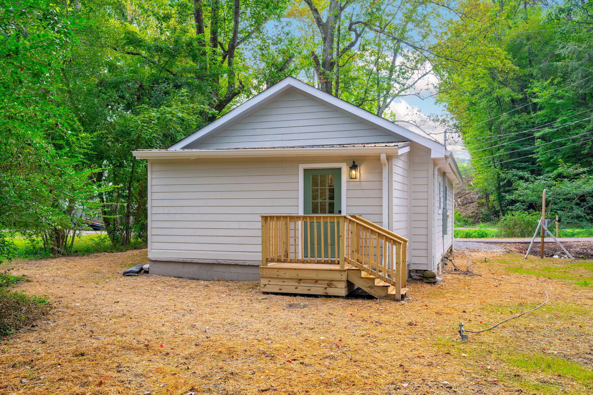 11251 Hallett Street