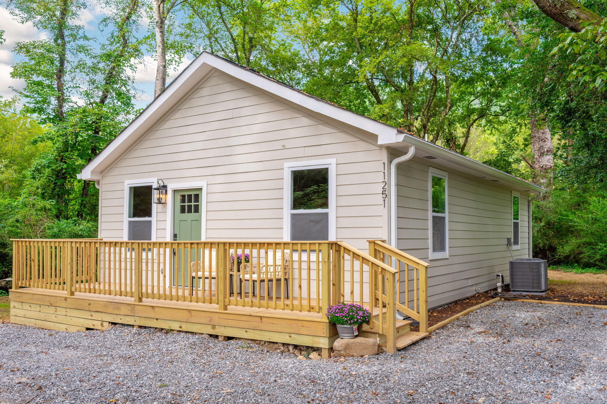 11251 Hallett Street