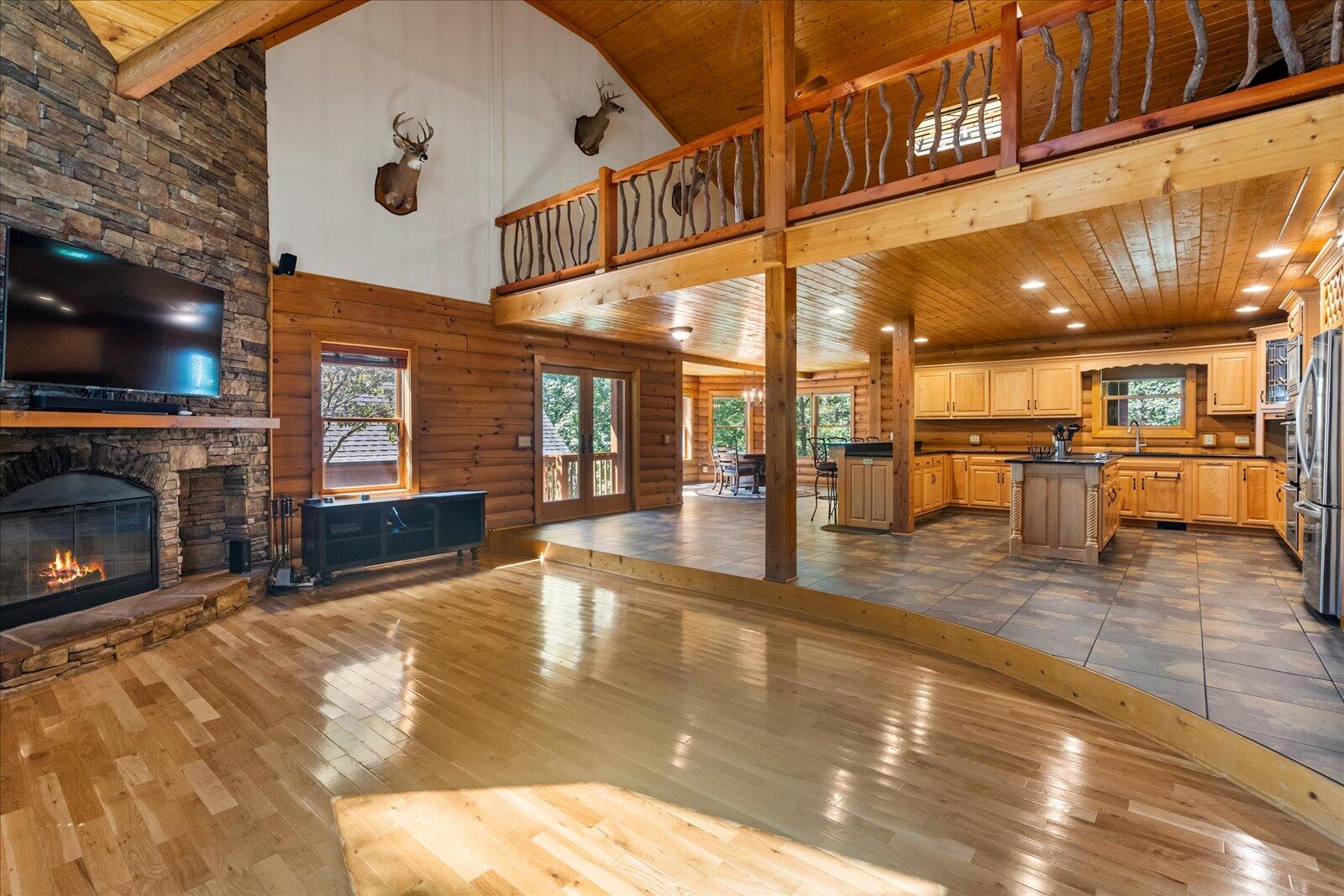 166 Tree House Trail