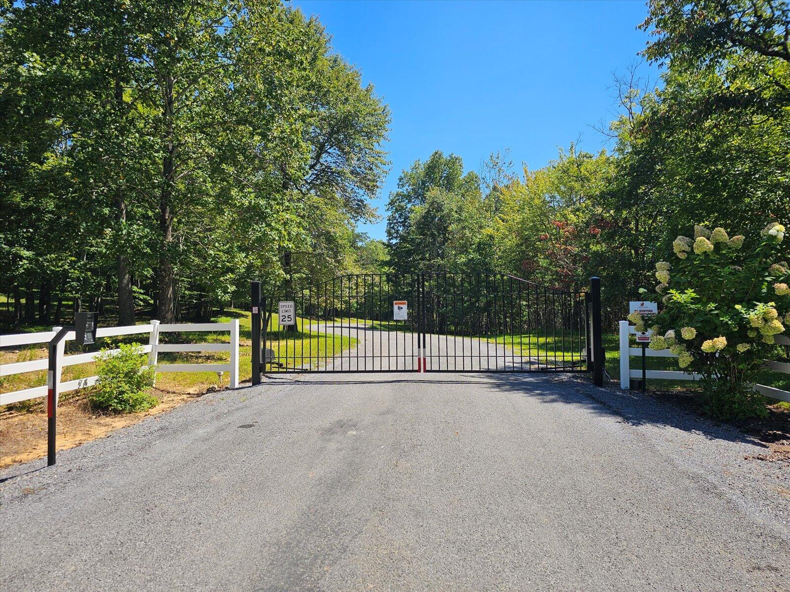 166 Tree House Trail