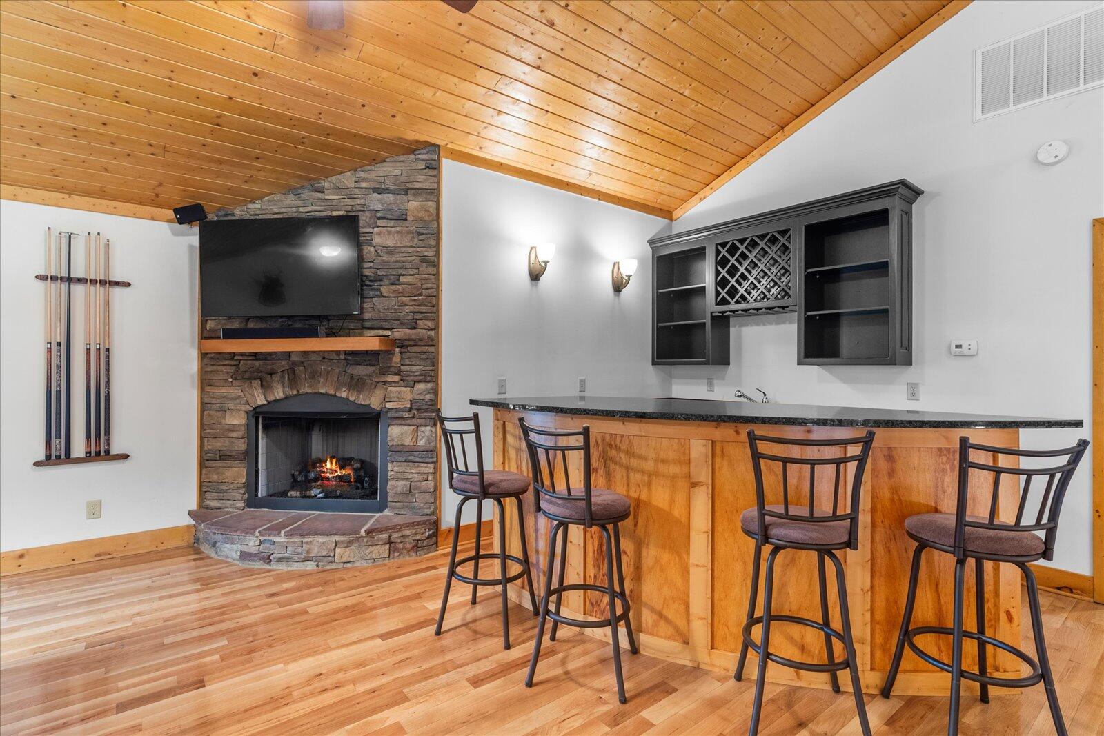 166 Tree House Trail