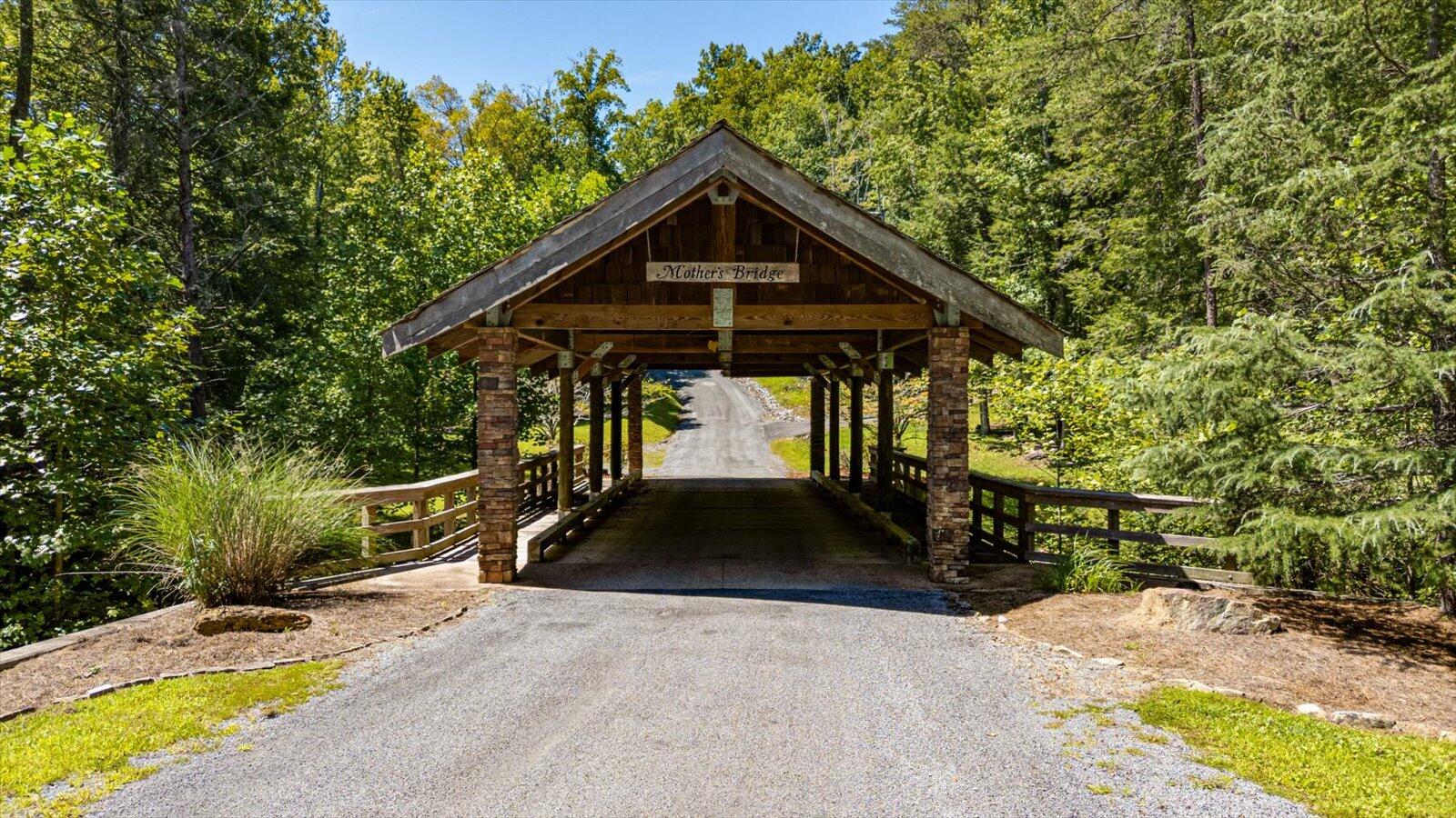 166 Tree House Trail