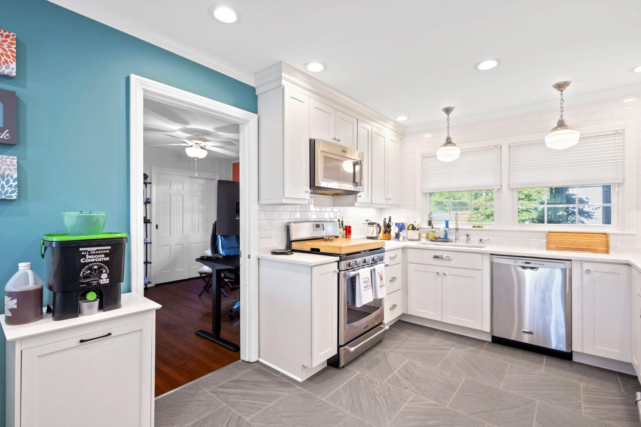 901 Belvoir Hills Drive