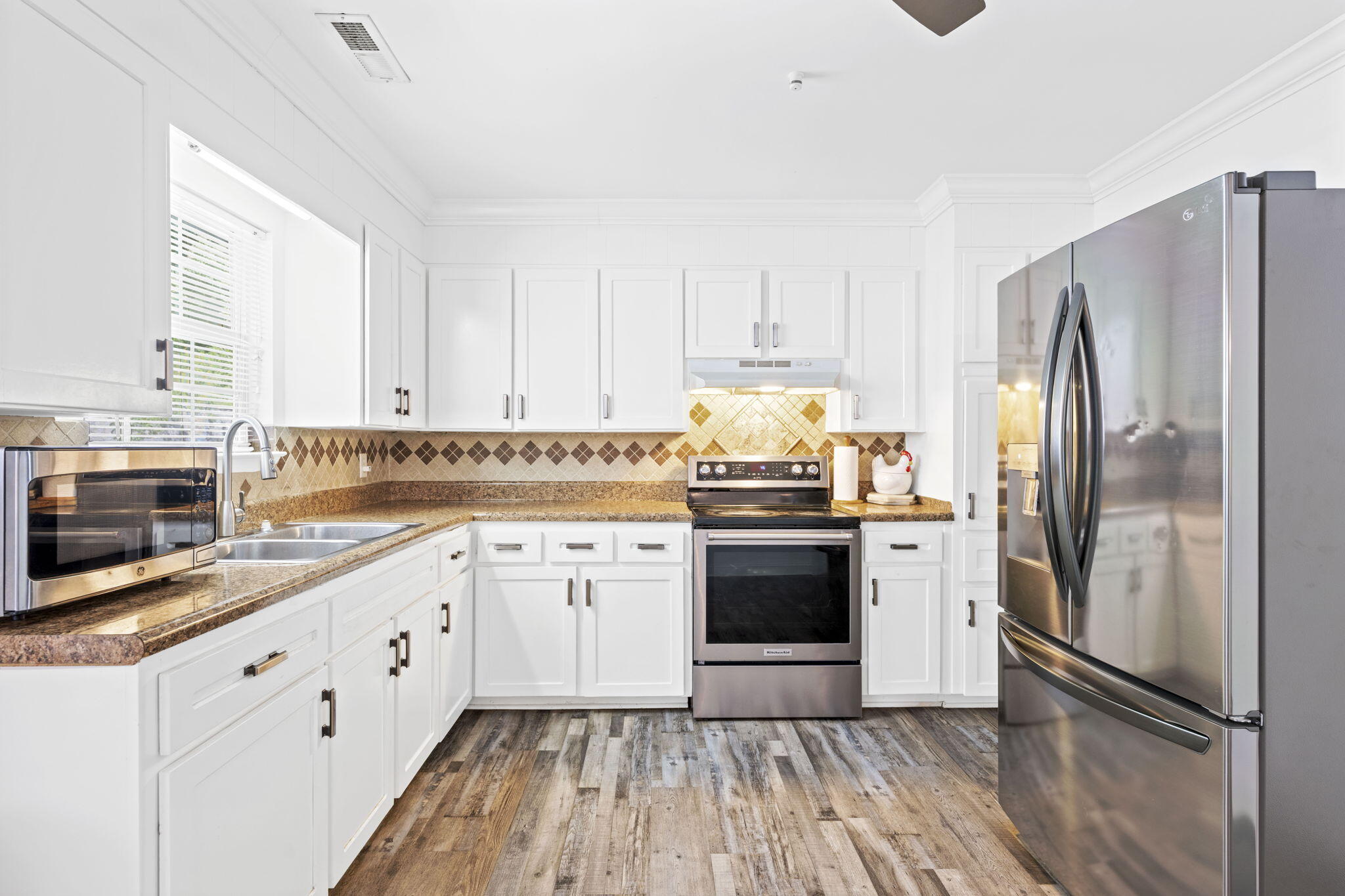 2904 Bryant Drive SW