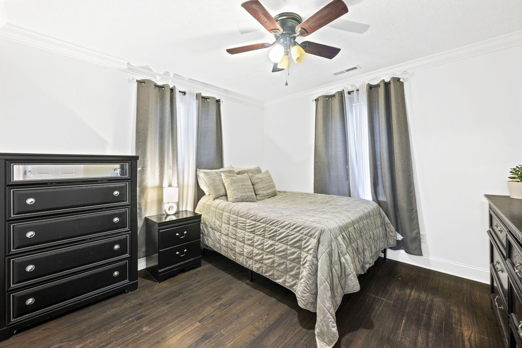 2904 Bryant Drive SW