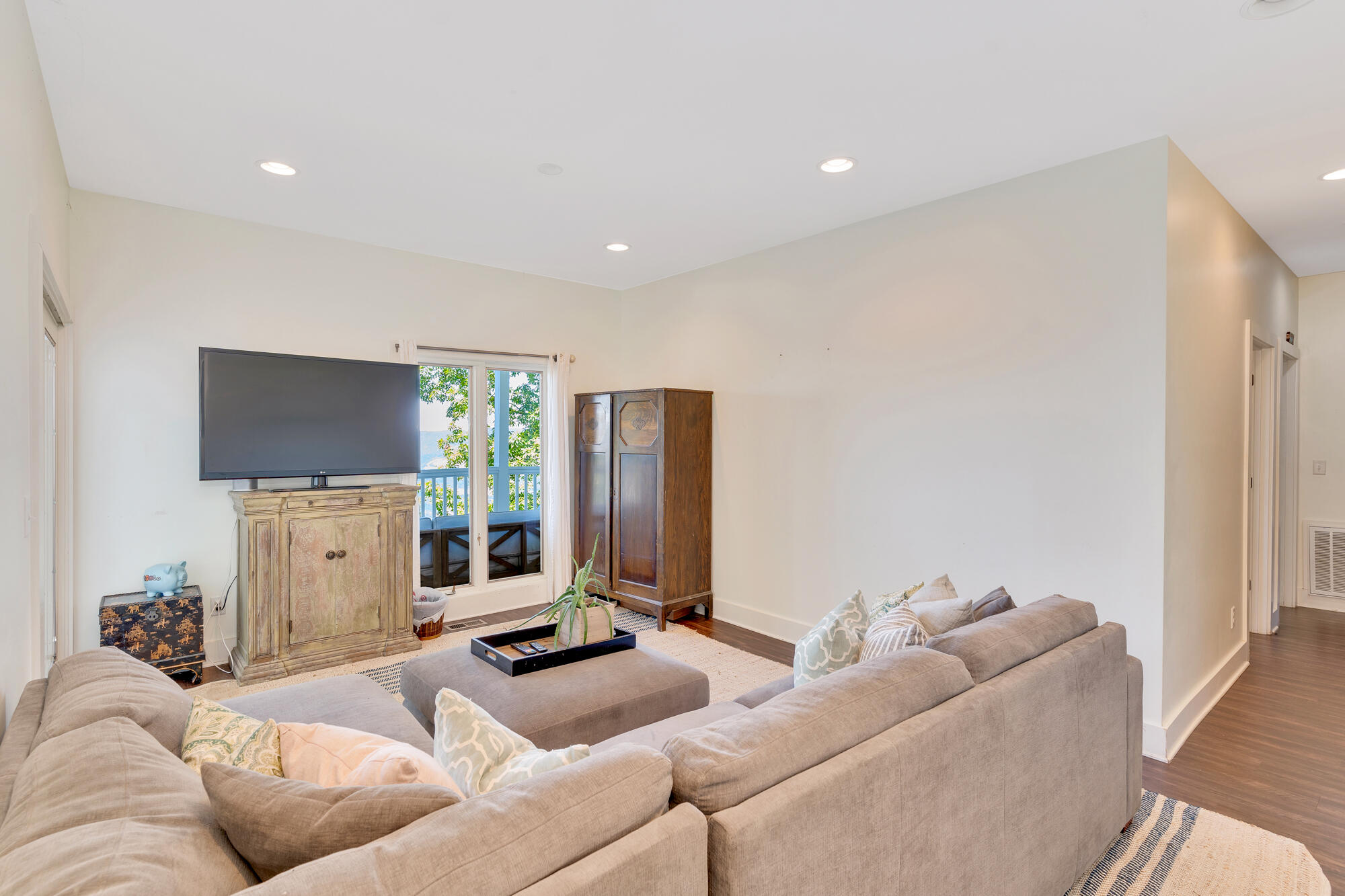 196 Fort Stephenson Place