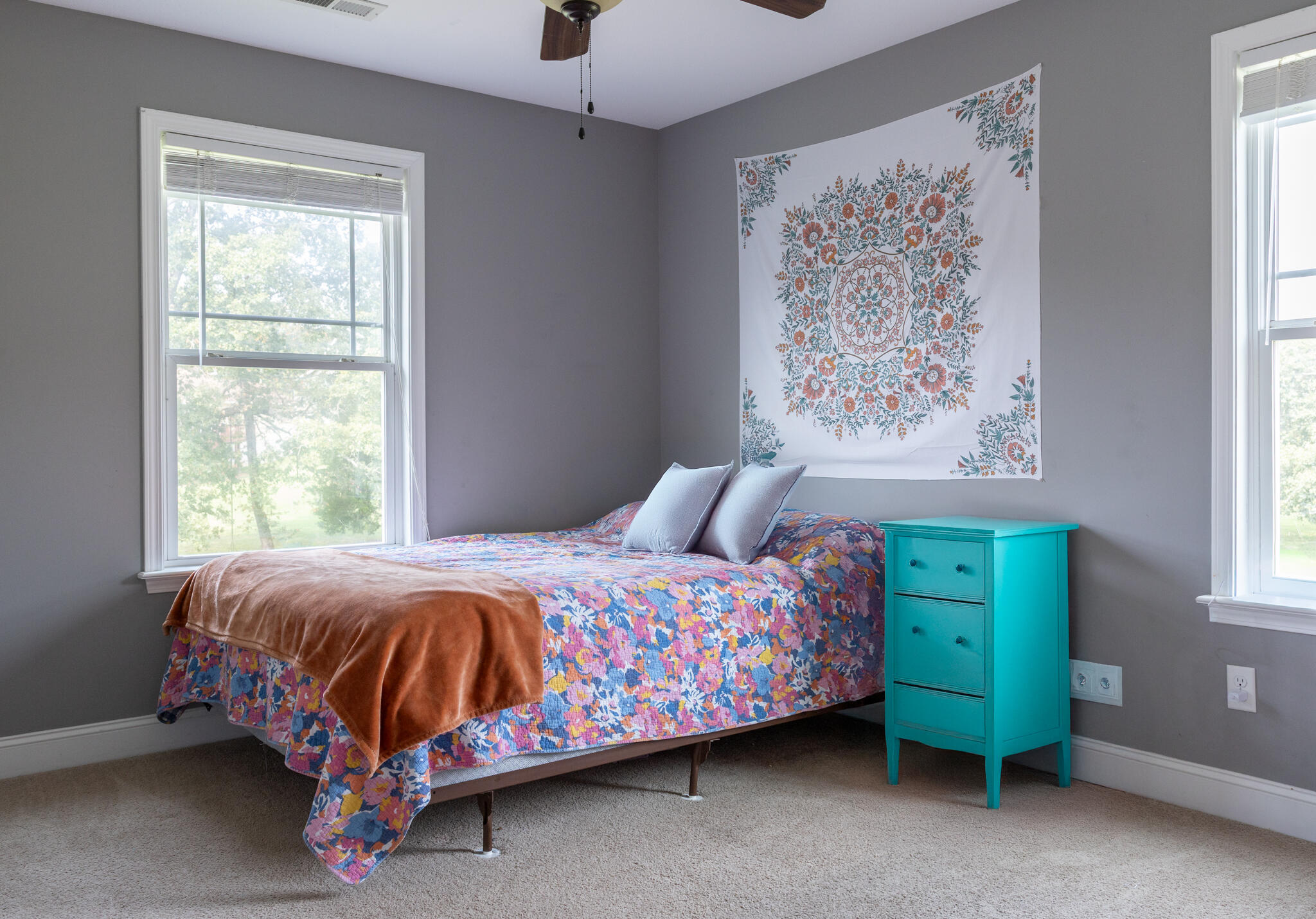 9901 Breeze Hill Lane