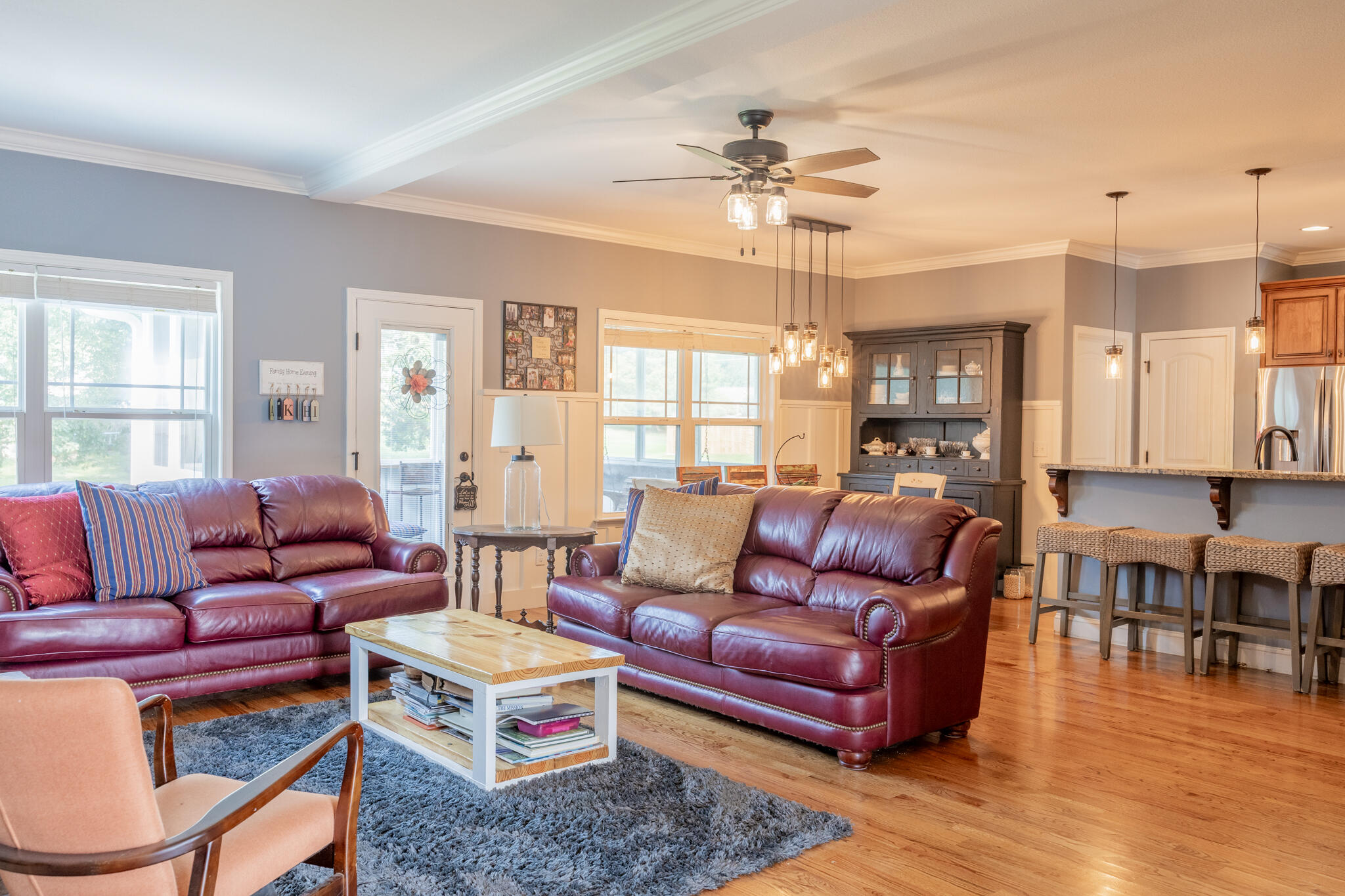 9901 Breeze Hill Lane