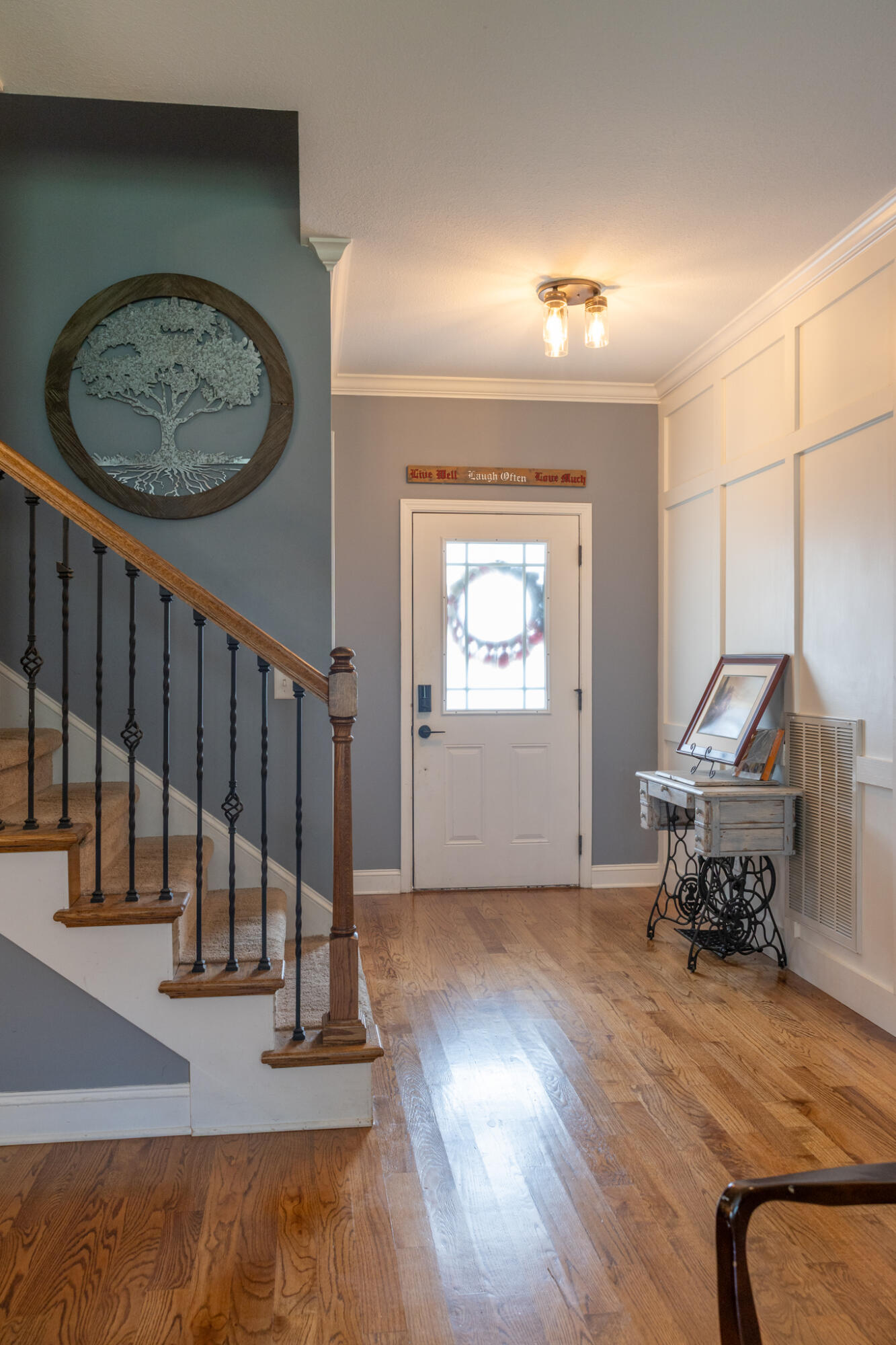 9901 Breeze Hill Lane