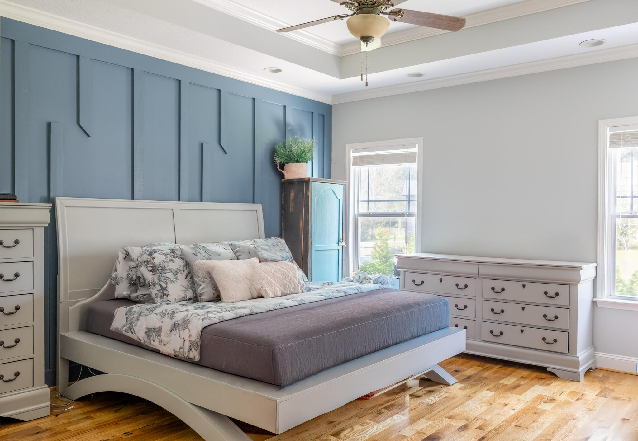 9901 Breeze Hill Lane