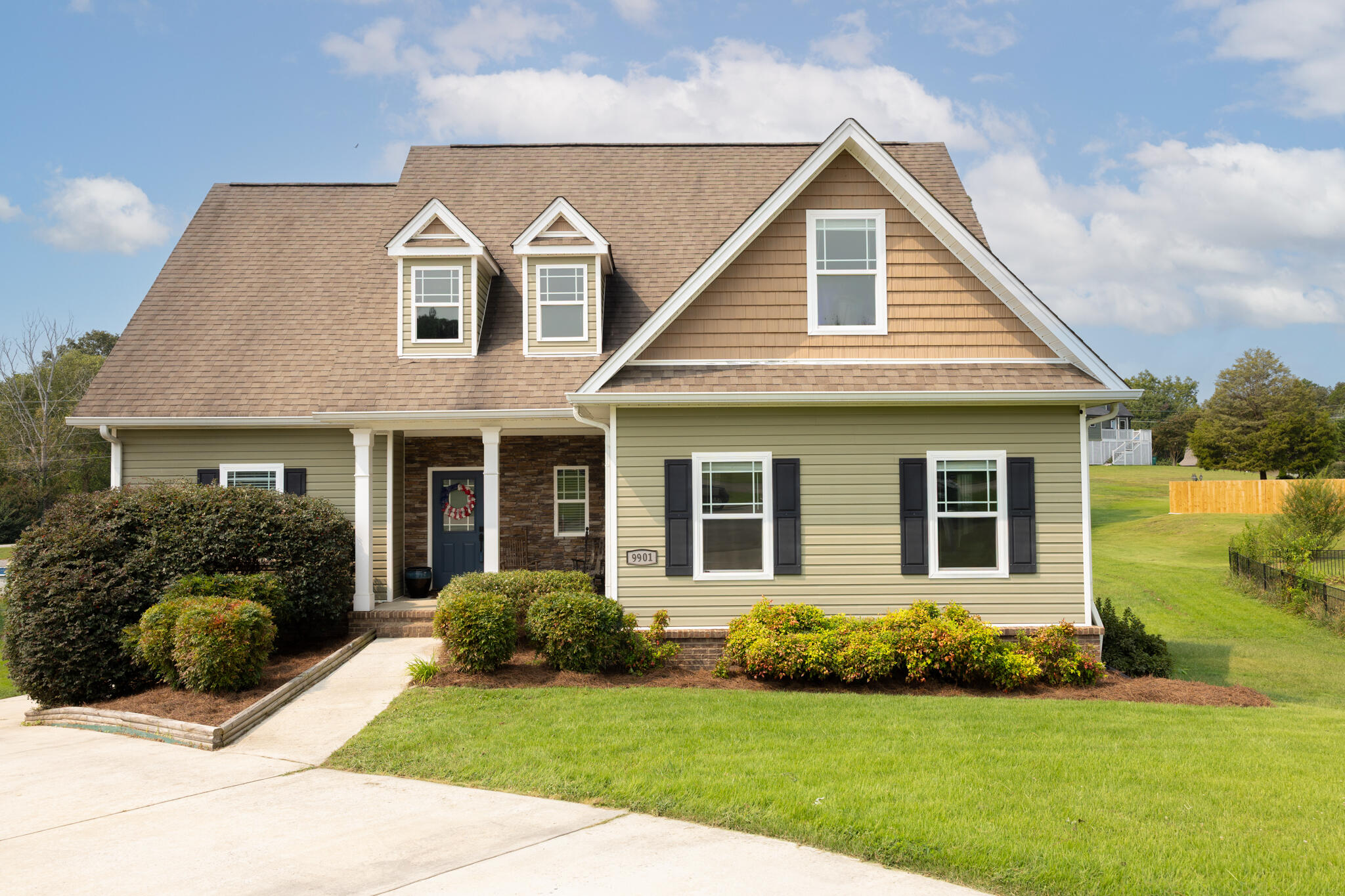 9901 Breeze Hill Lane