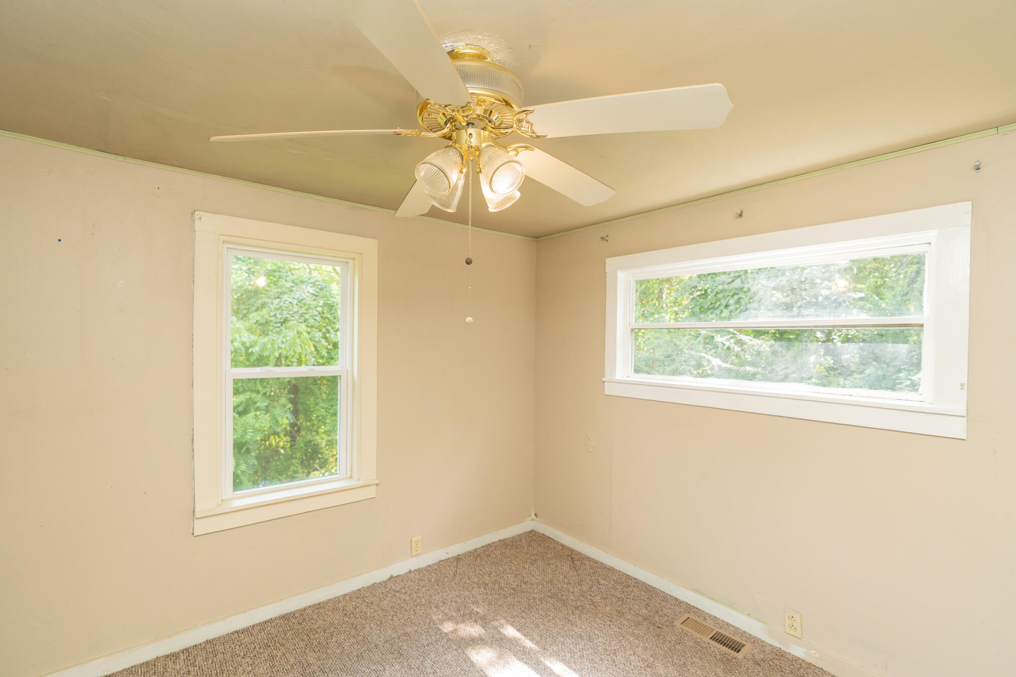 102 Mountain View Drive