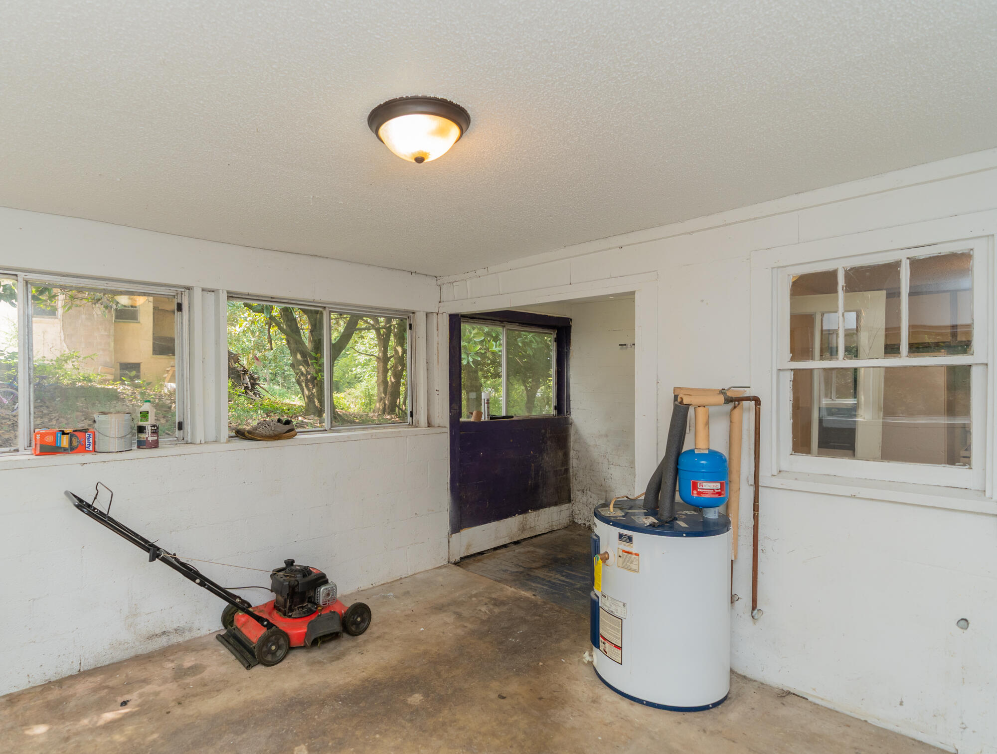 102 Mountain View Drive