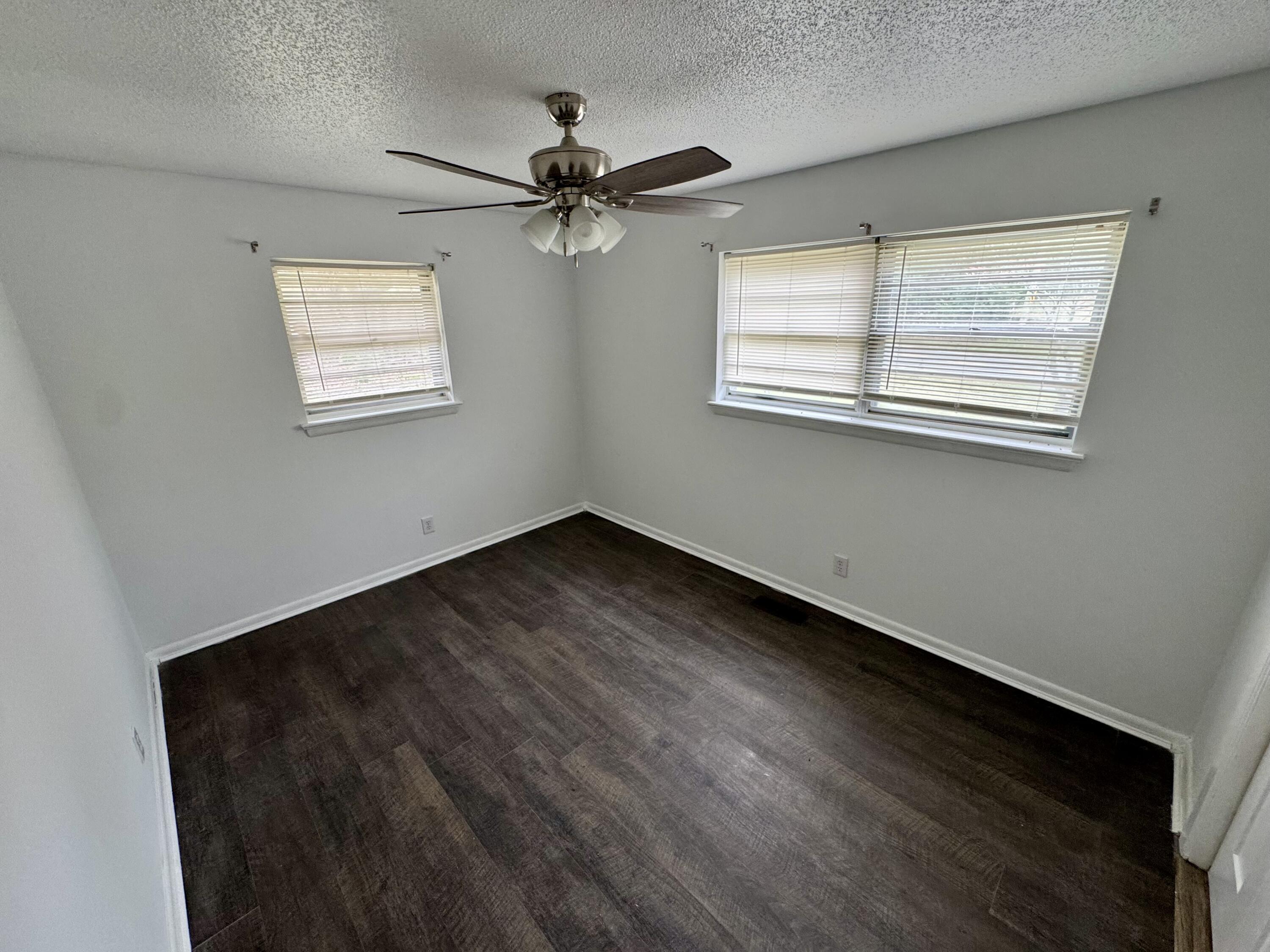220 W Crest Road