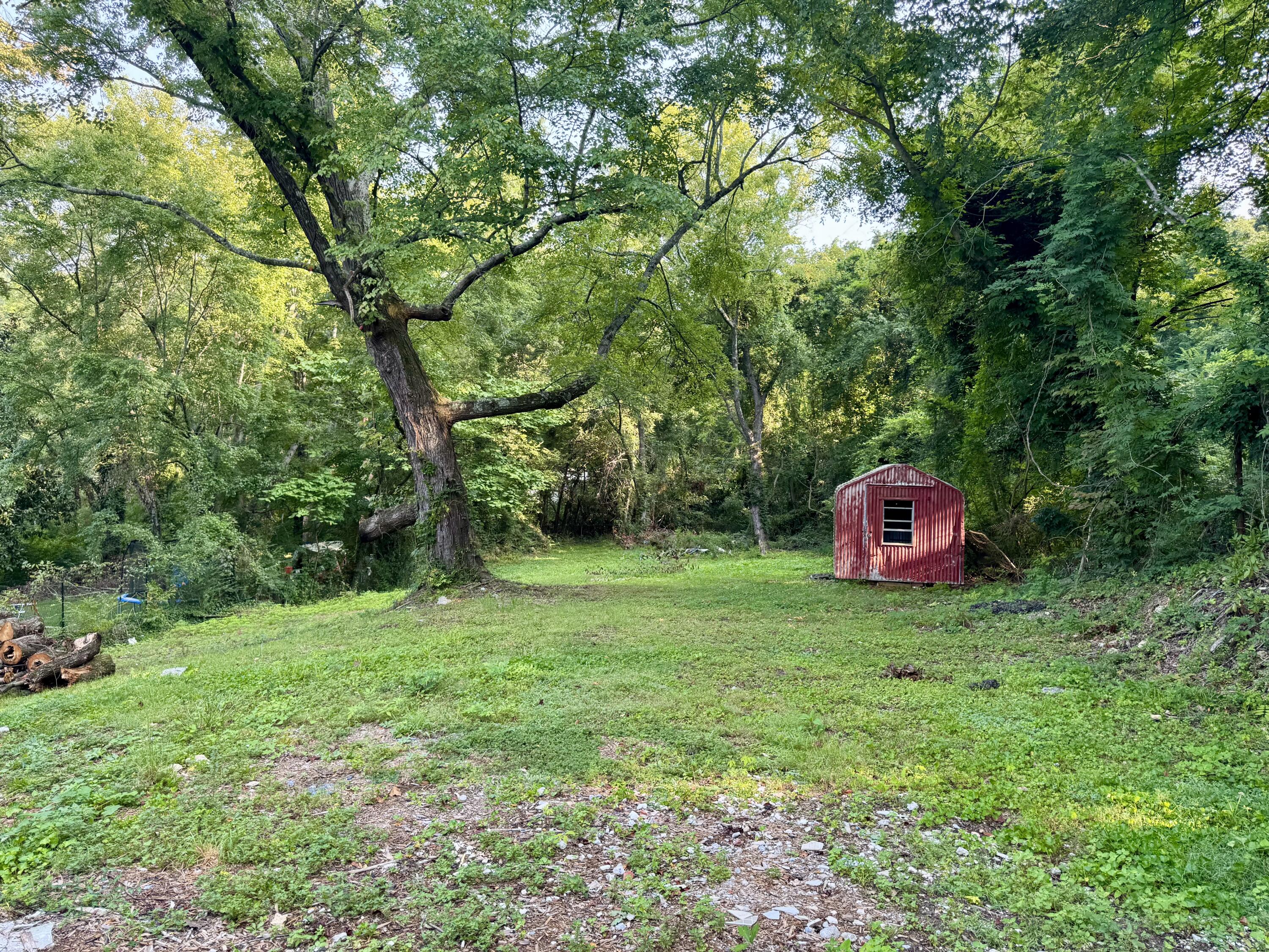 220 W Crest Road