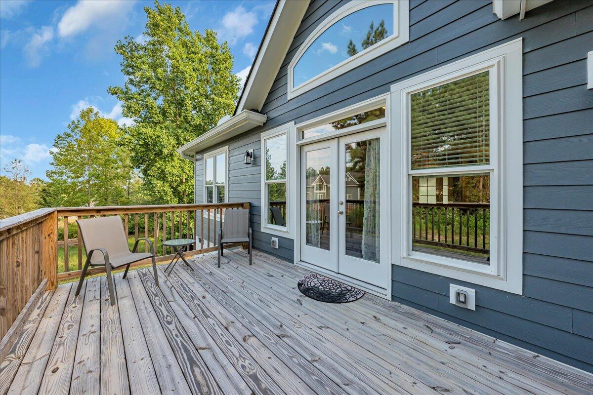 370 Cumberland Circle, Sv342