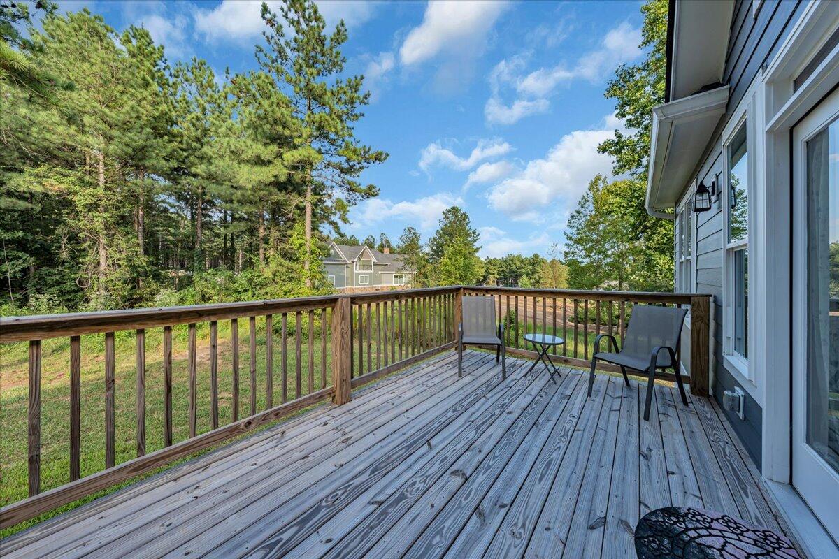 370 Cumberland Circle, Sv342